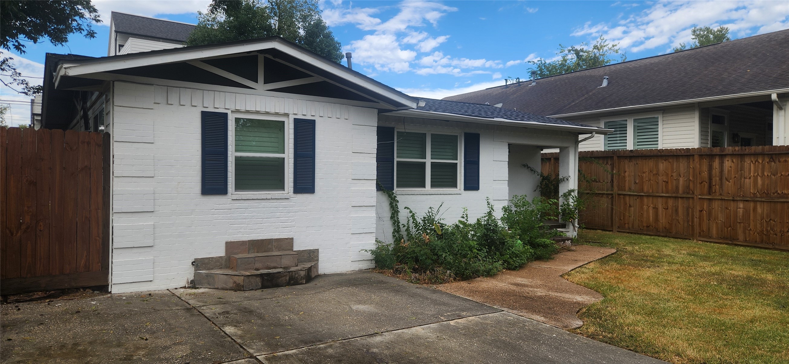 1207 Archer Street Property Photo 4