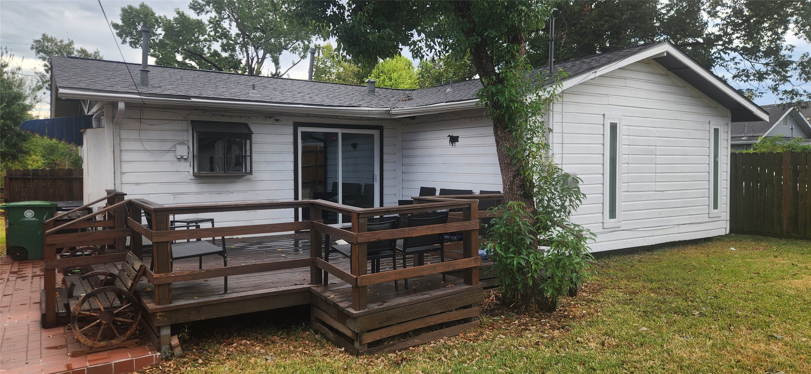 1207 Archer Street Property Photo 5