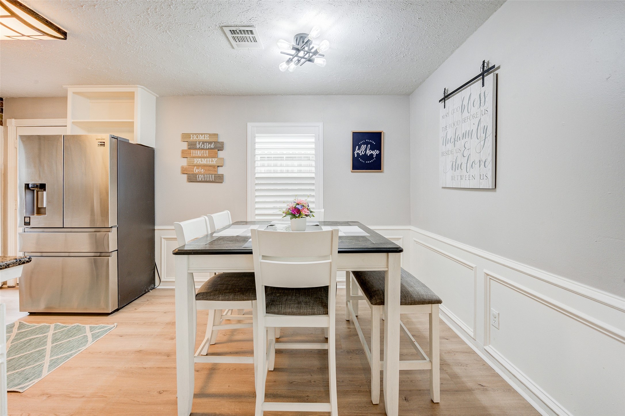 1207 Archer Street Property Photo 8