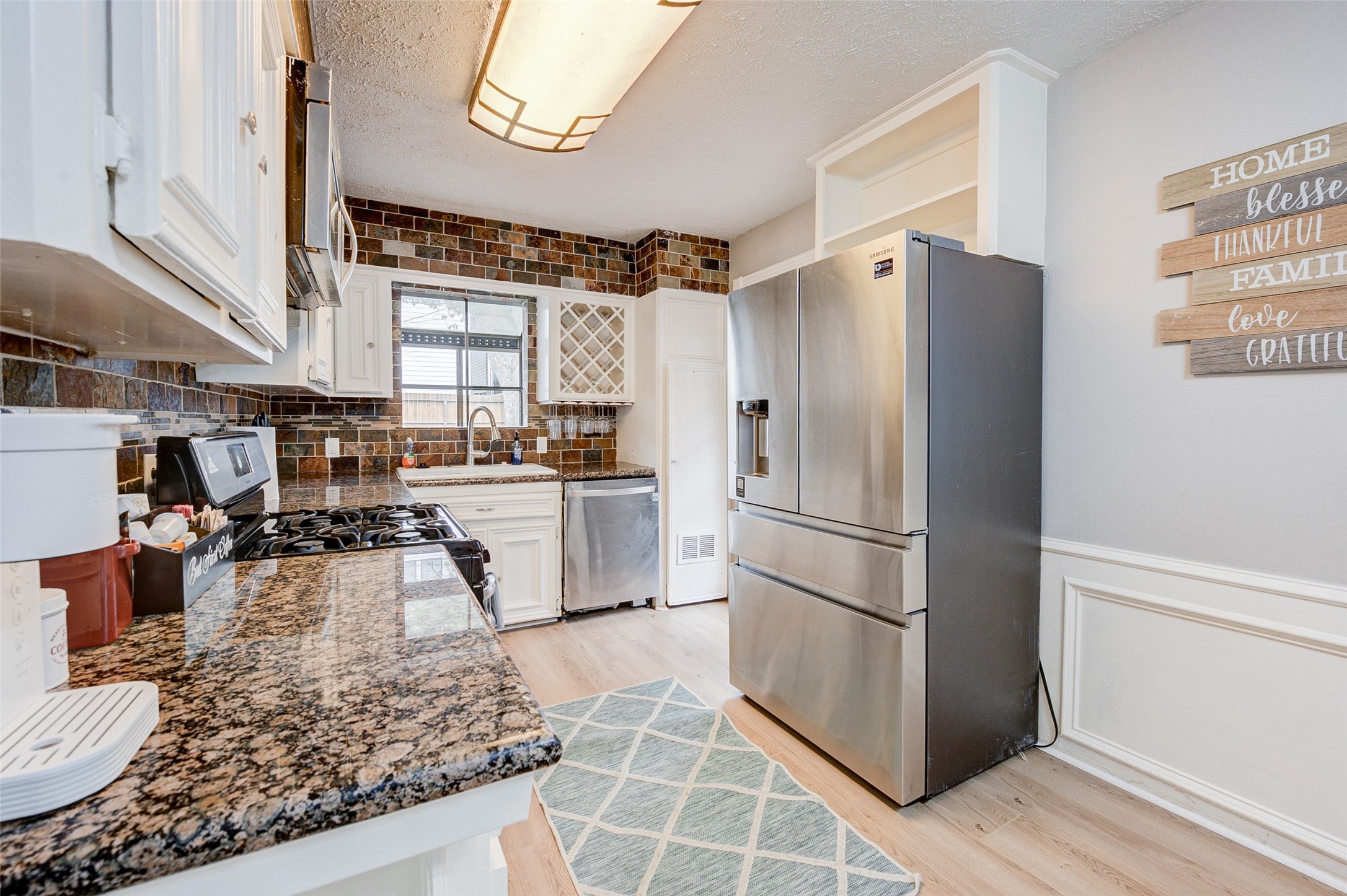 1207 Archer Street Property Photo 9