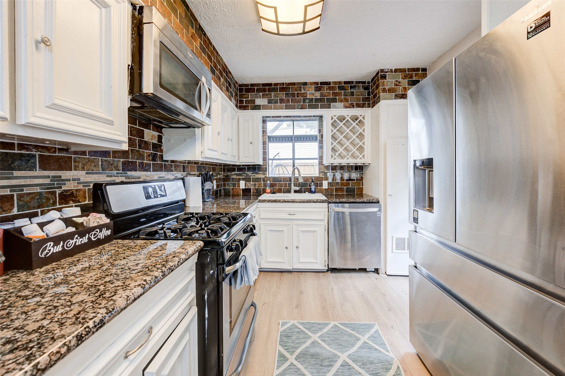1207 Archer Street Property Photo 10