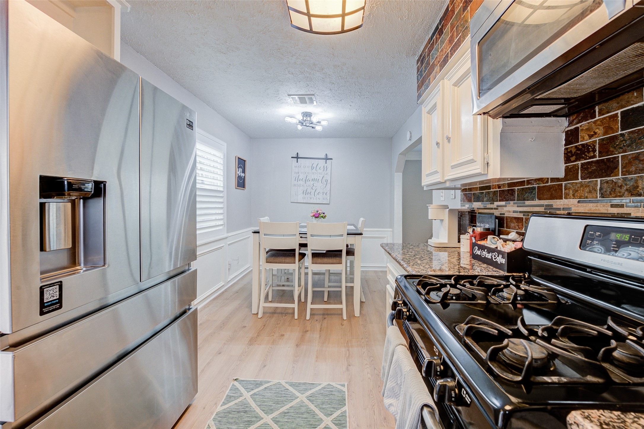 1207 Archer Street Property Photo 13