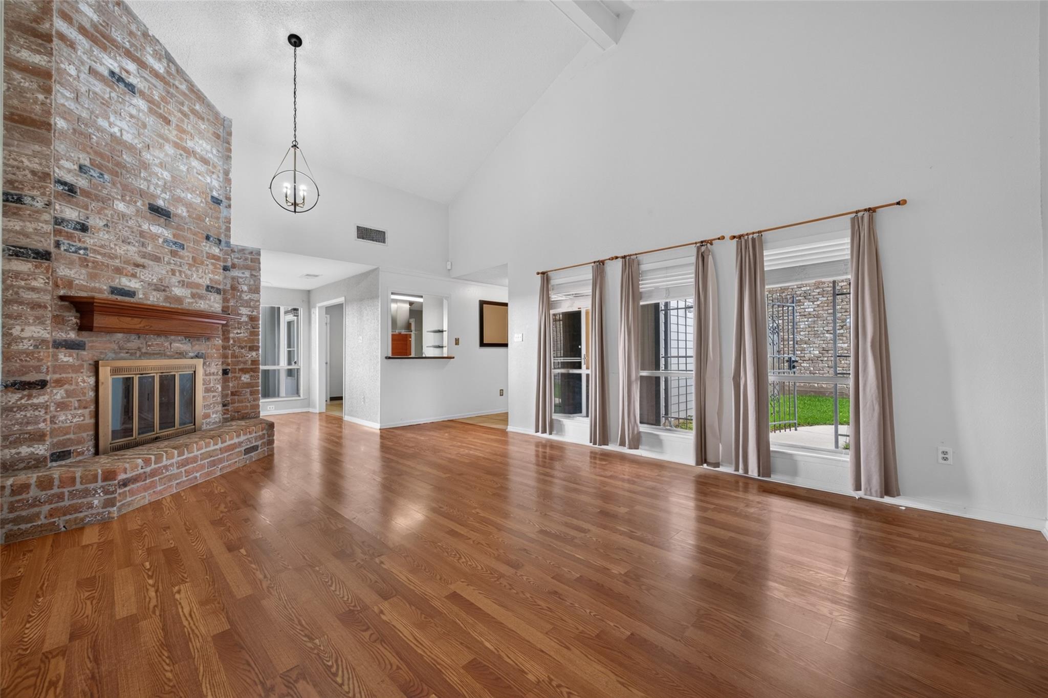 2946 Creekway Circle Property Photo 14