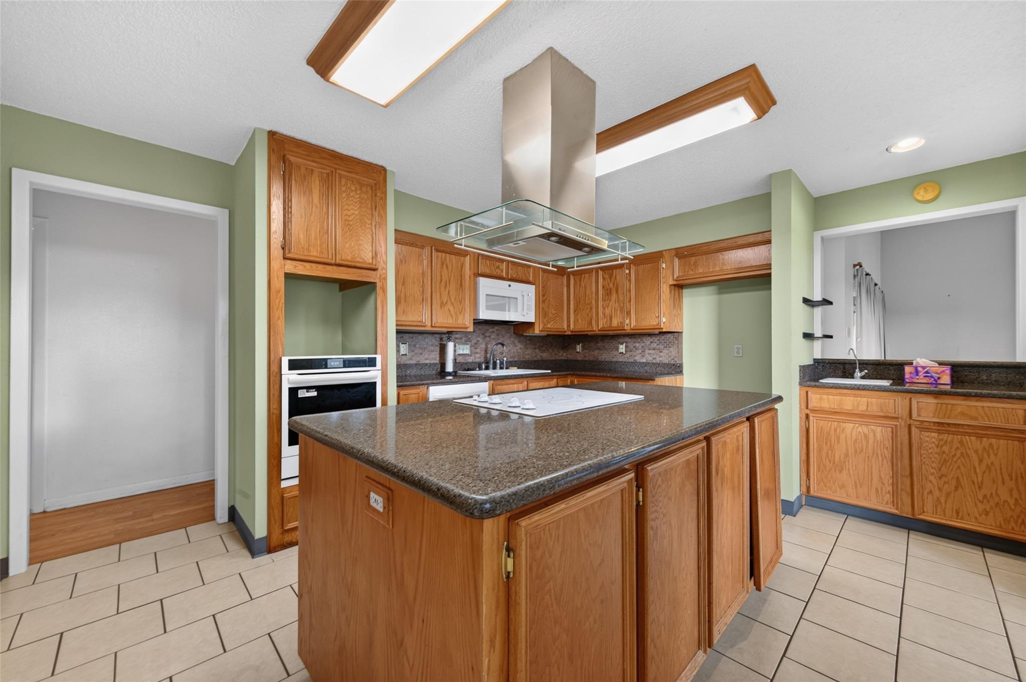 2946 Creekway Circle Property Photo 22