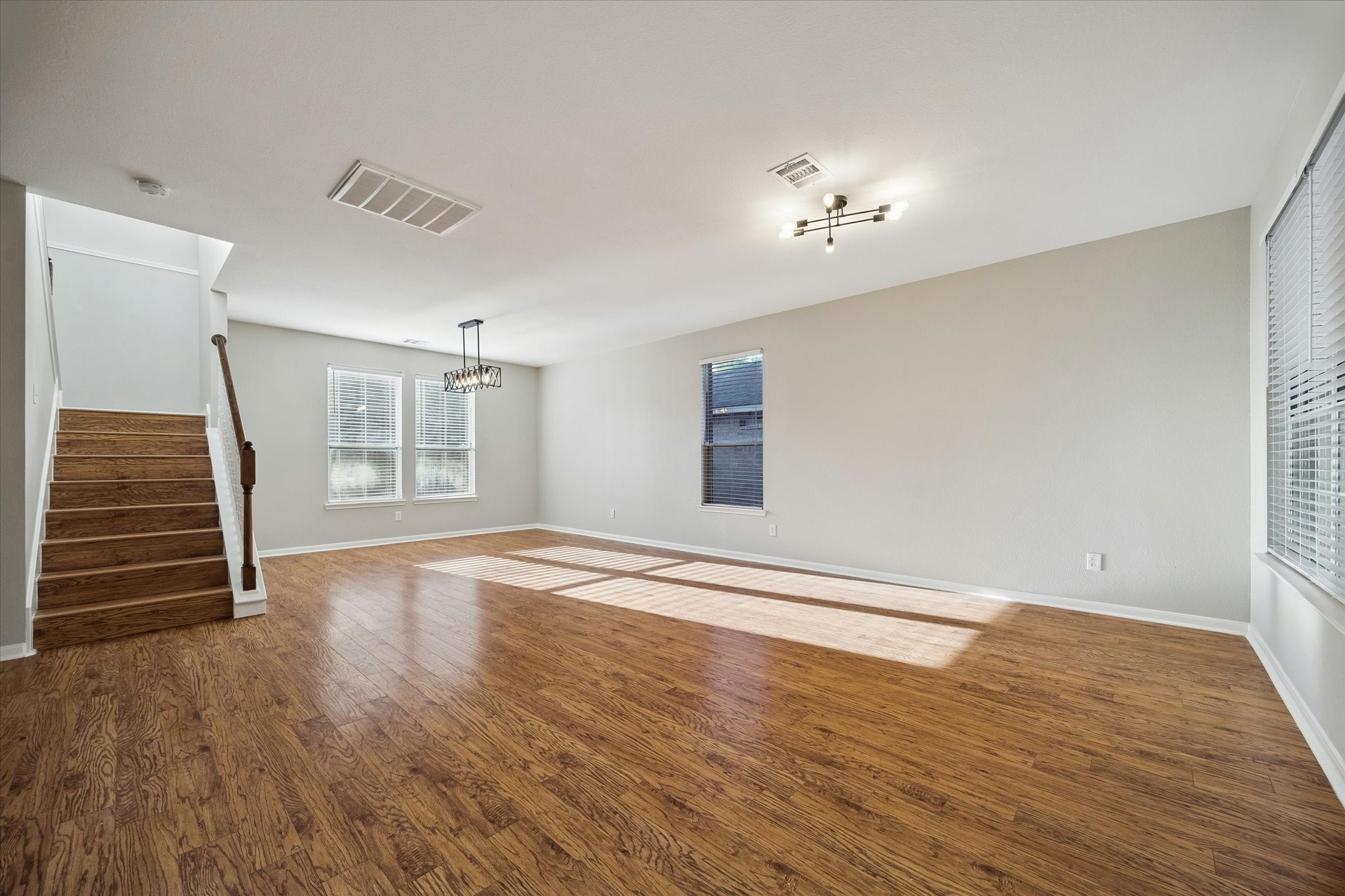 2218 Winding Hollow Drive Property Photo 2