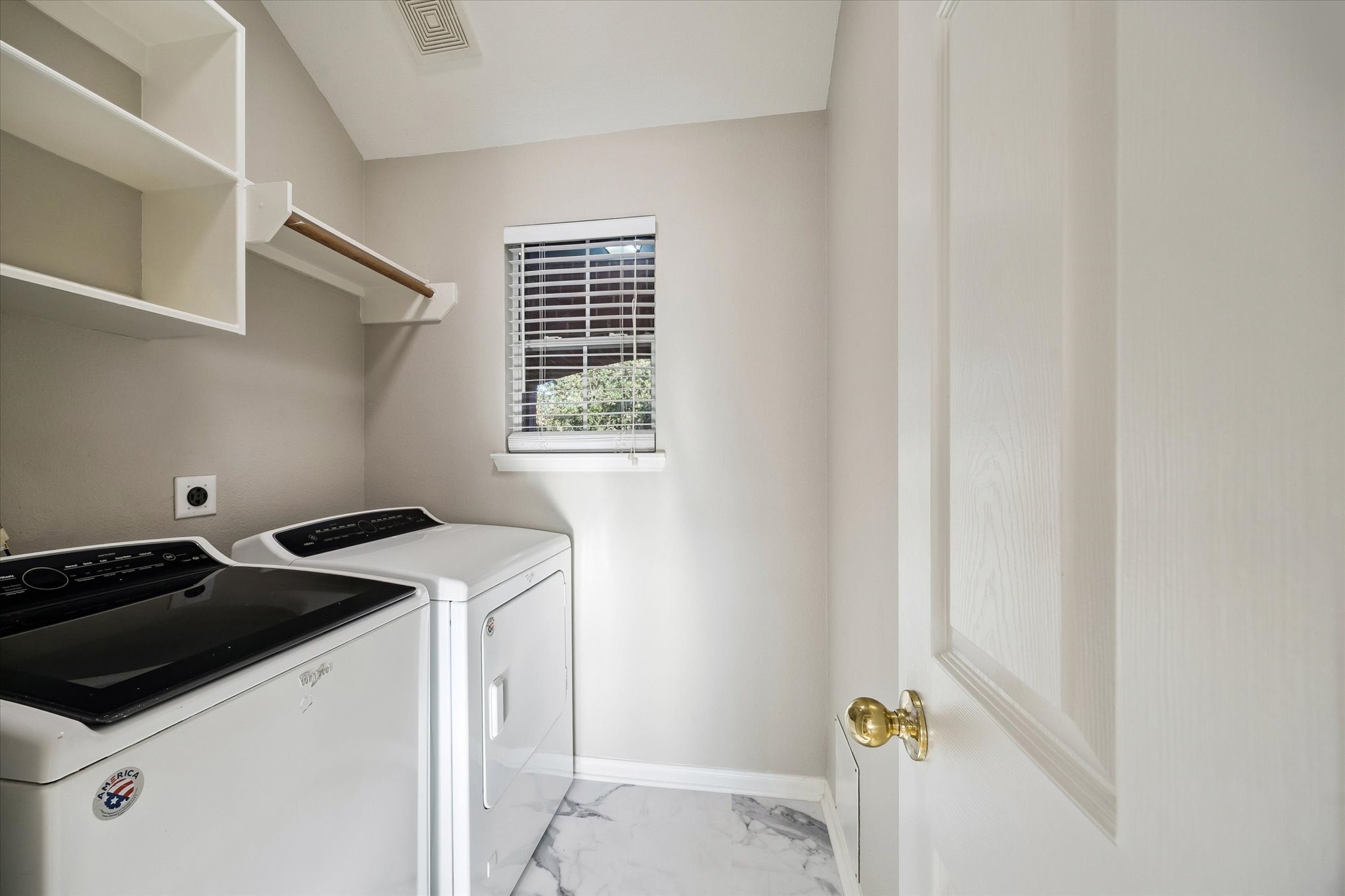 2218 Winding Hollow Drive Property Photo 20