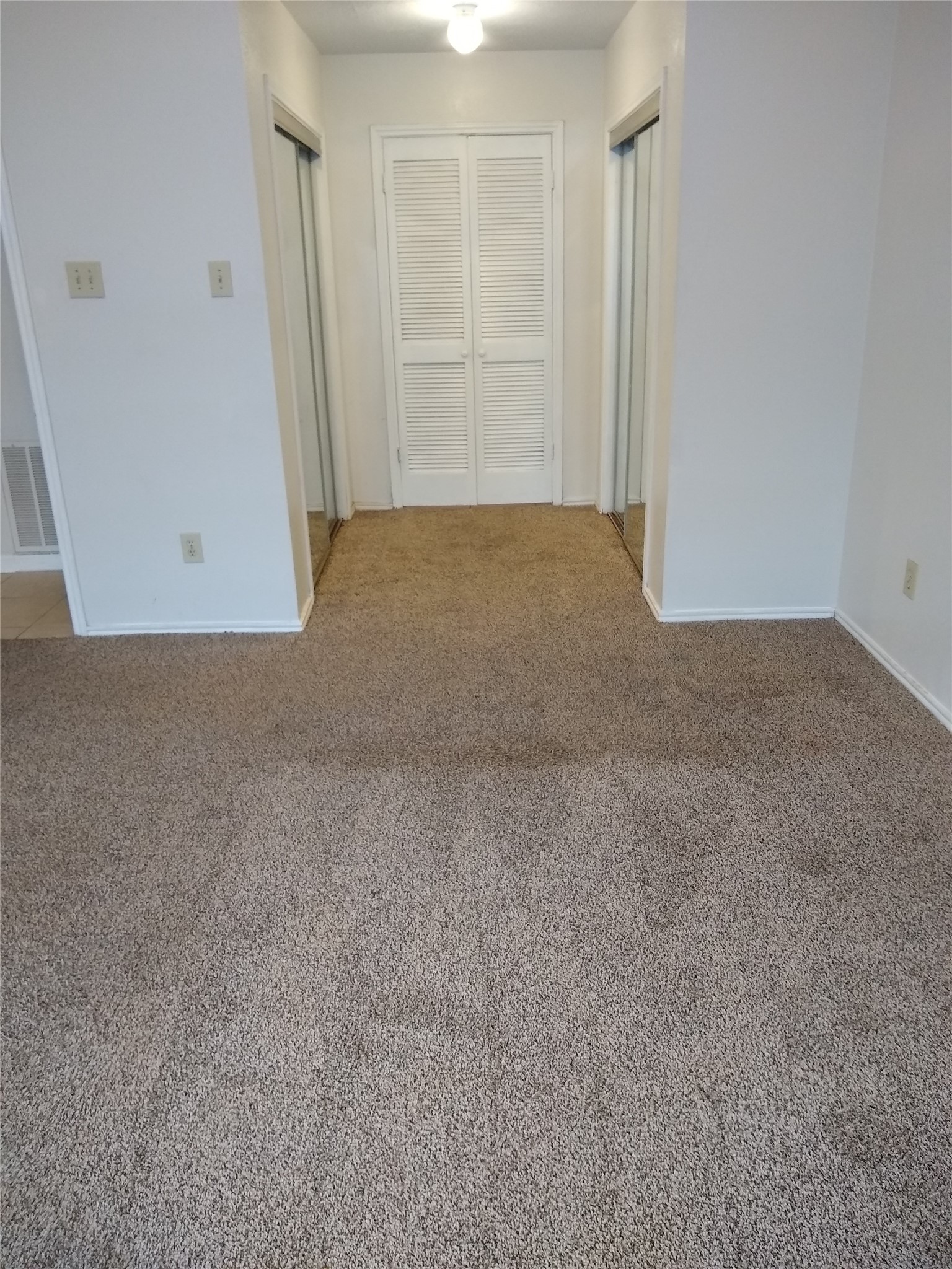 13507 Somersworth Drive Property Photo 5