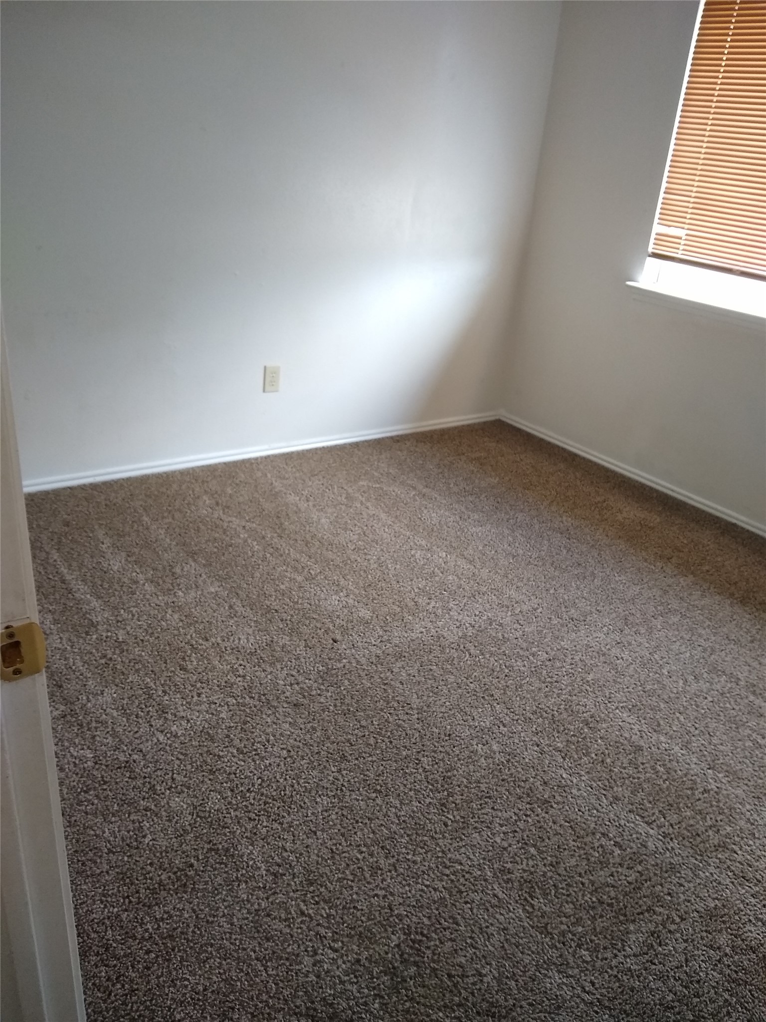 13507 Somersworth Drive Property Photo 7