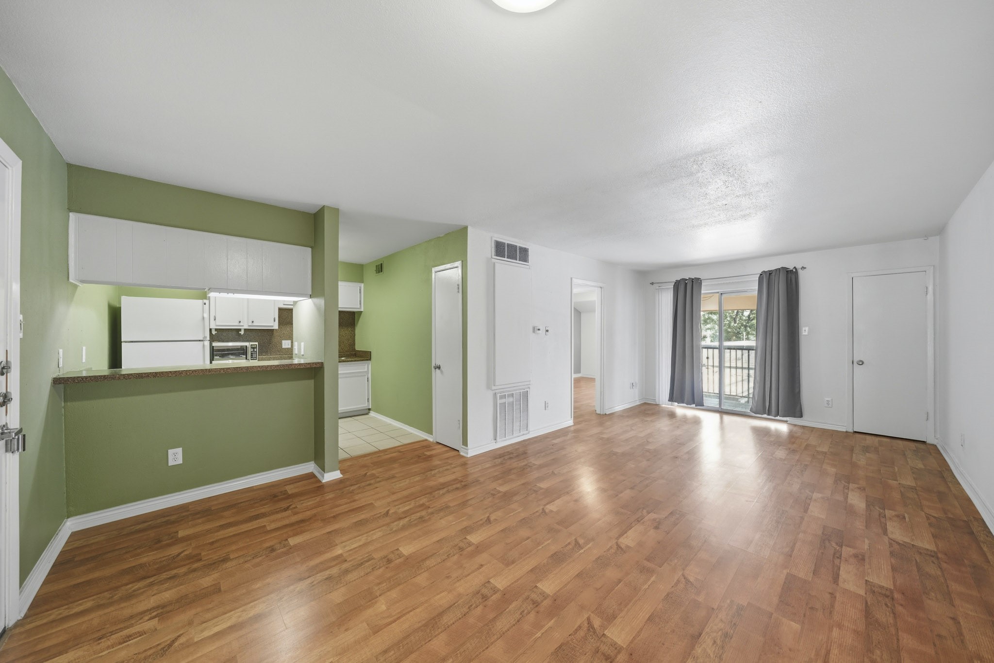 3131 Cummins Street 80 Property Photo 13