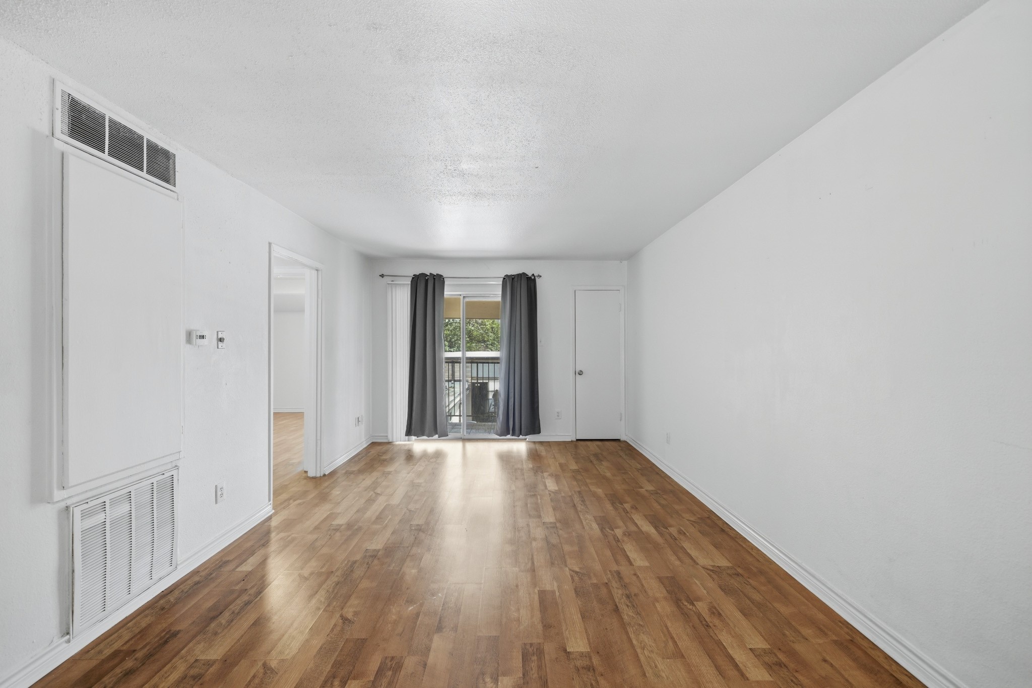 3131 Cummins Street 80 Property Photo 14