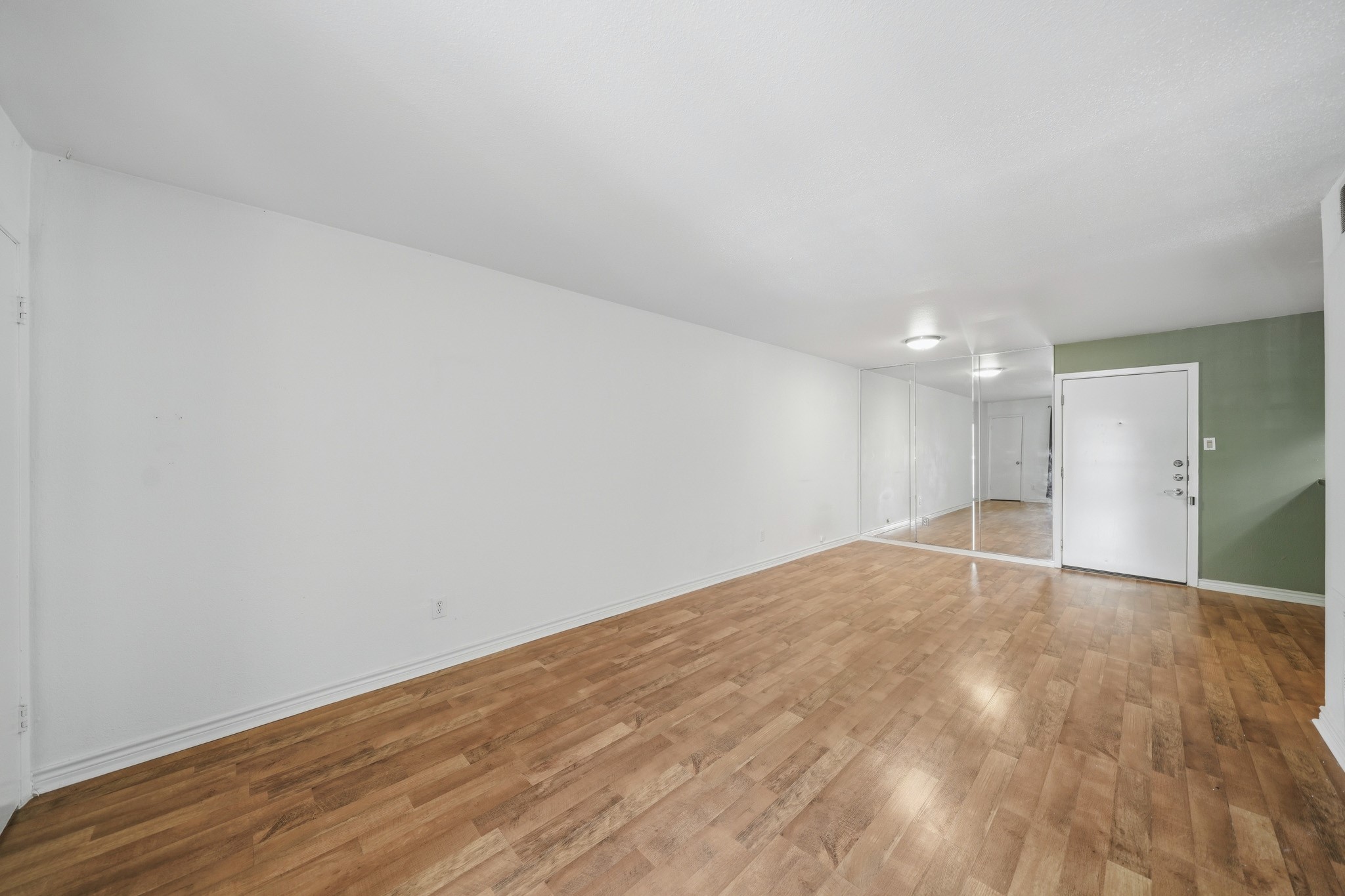 3131 Cummins Street 80 Property Photo 17
