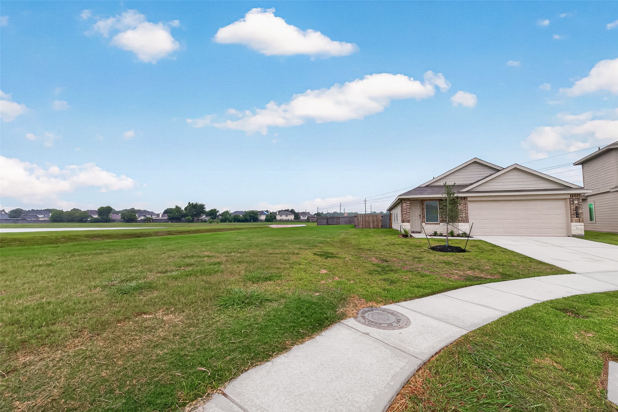 2074 Legacy Hills Drive Property Photo 2
