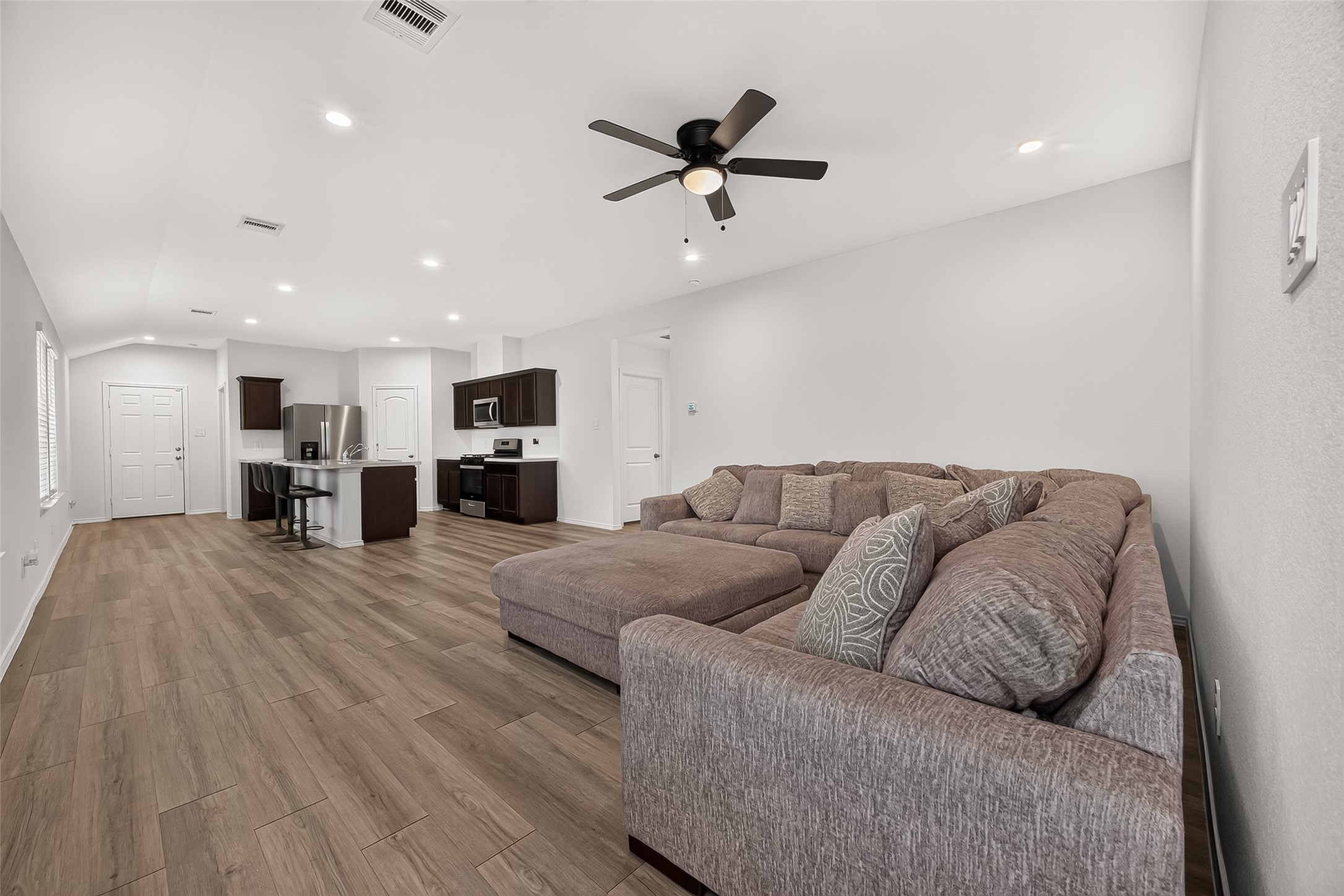 2074 Legacy Hills Drive Property Photo 10