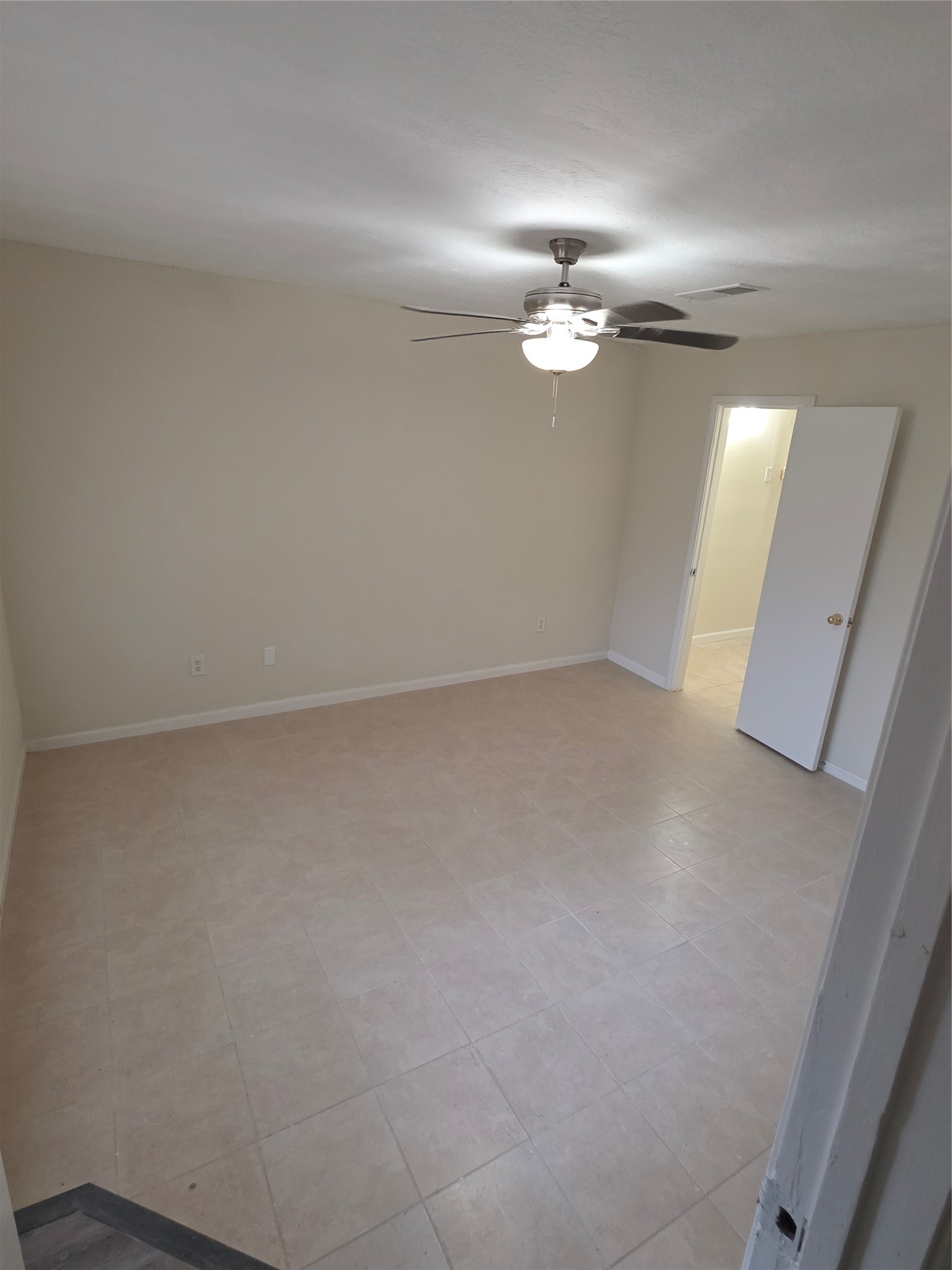 962 Sterling Green Drive S Property Photo 14