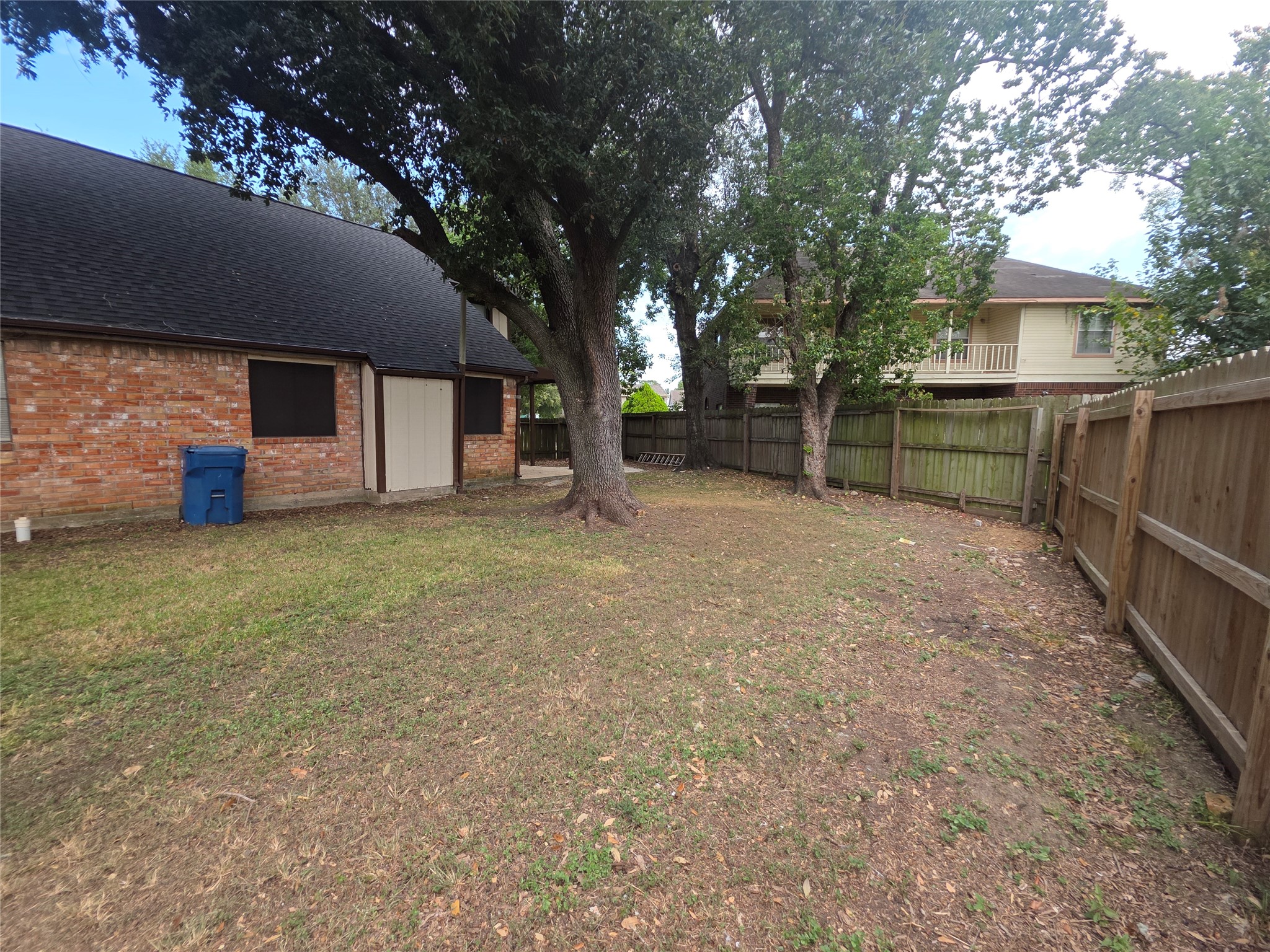962 Sterling Green Drive S Property Photo 26