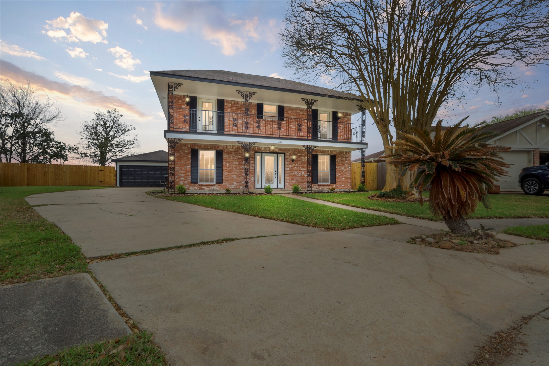 934 Halewood Drive Property Photo