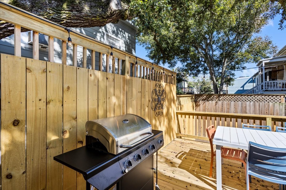 2822 Bernardo De Galvez Avenue Property Photo 32