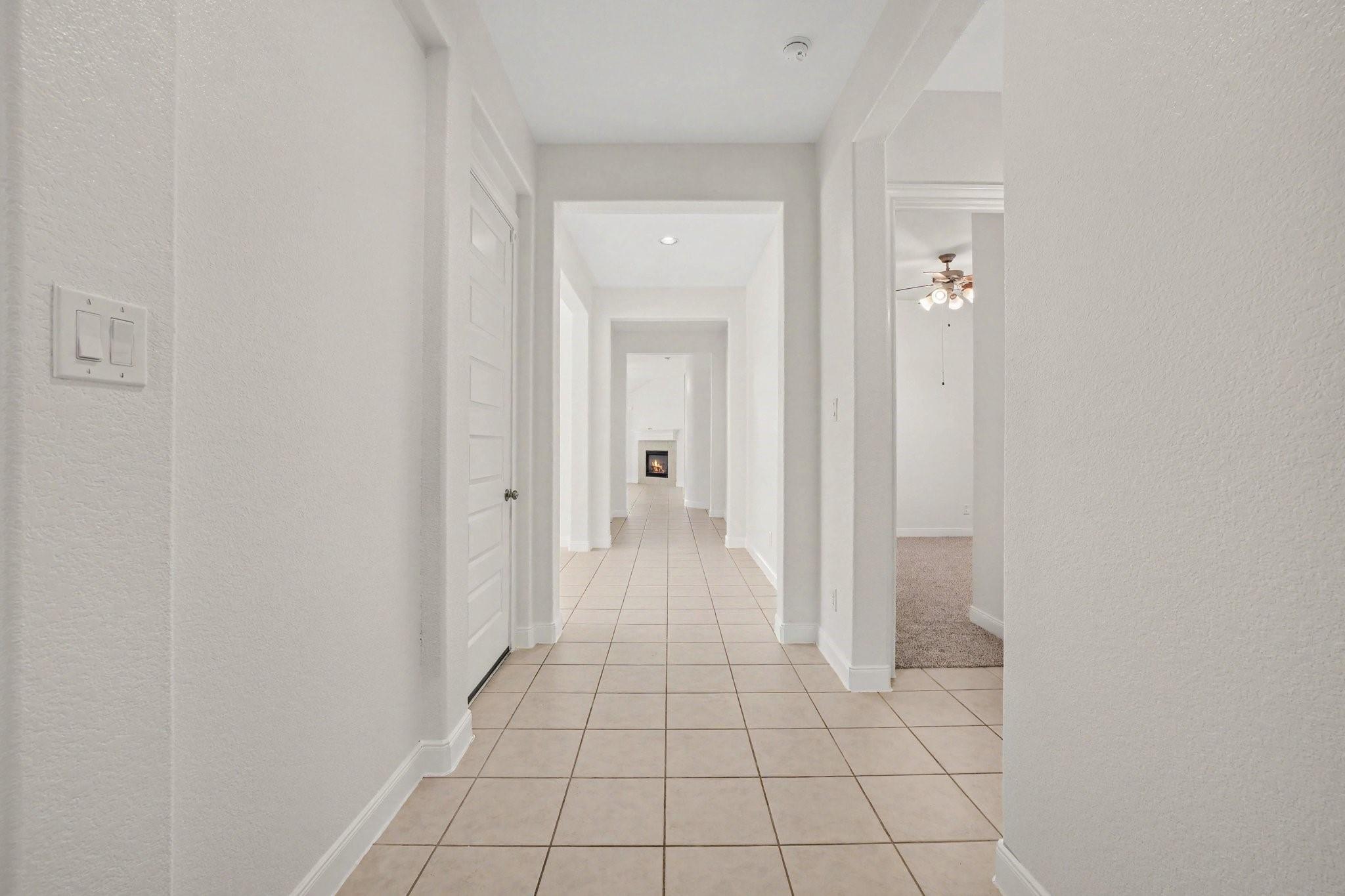 20211 Peralta Cliff Trail Property Photo 6