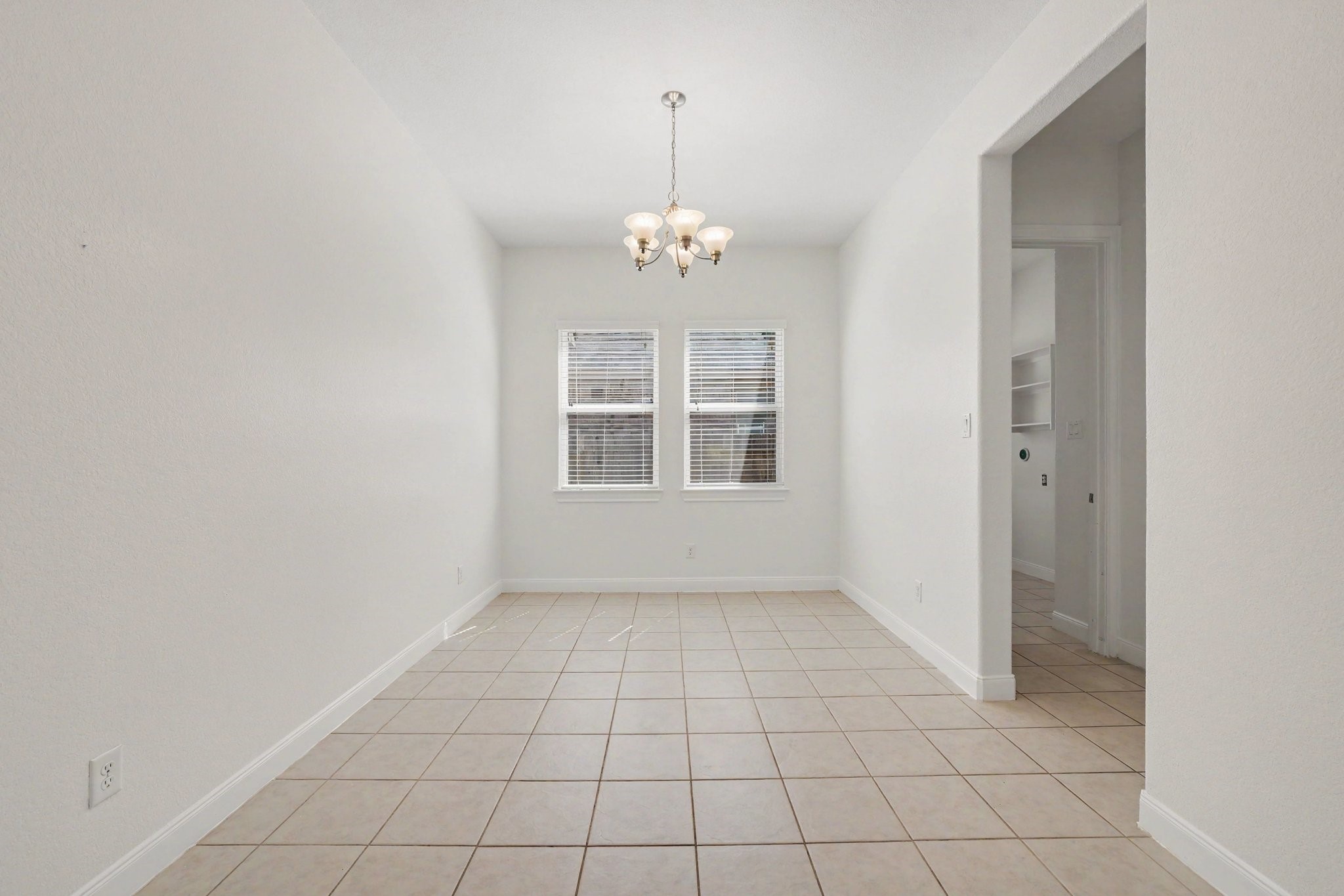 20211 Peralta Cliff Trail Property Photo 10