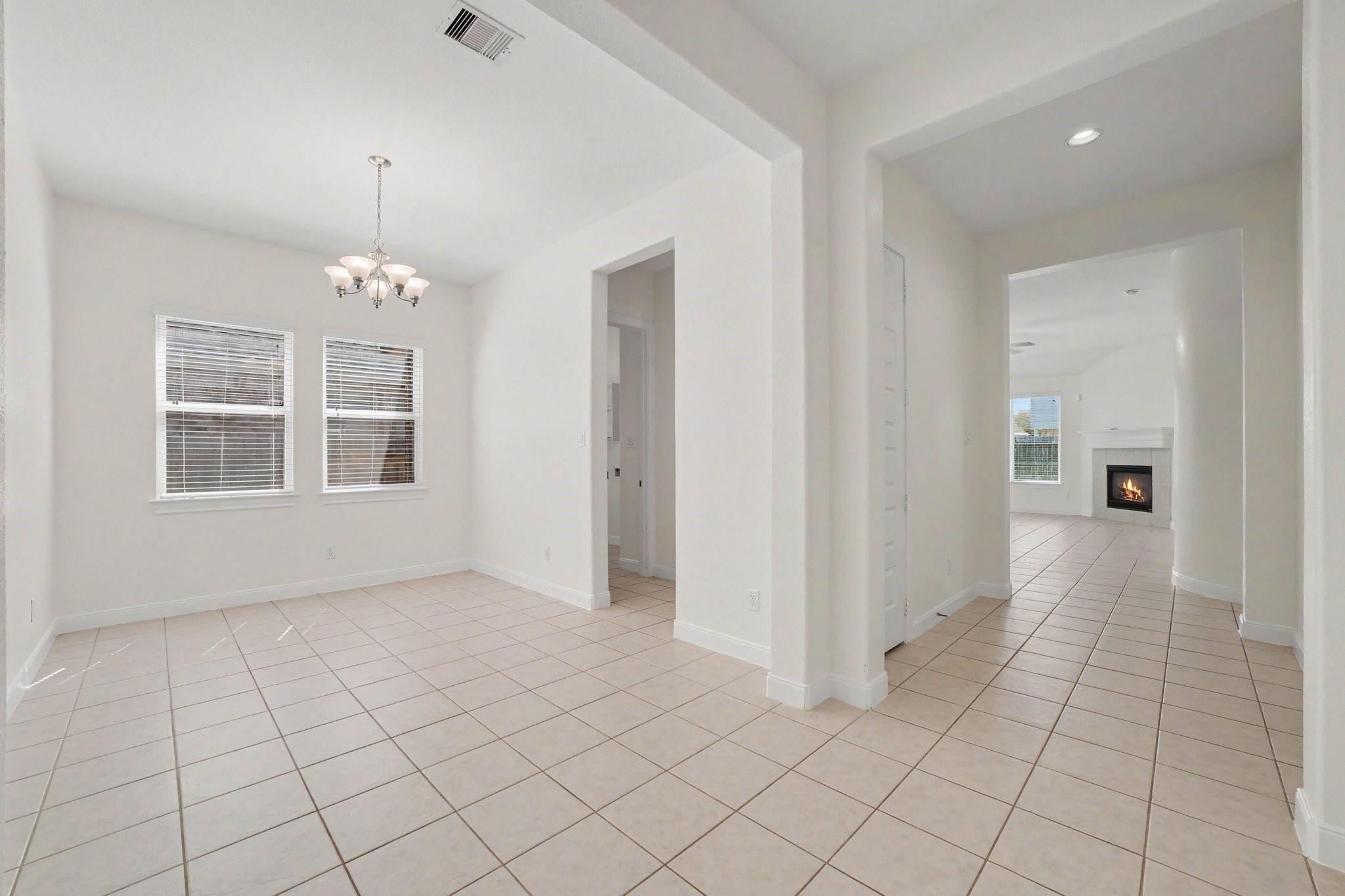 20211 Peralta Cliff Trail Property Photo 10