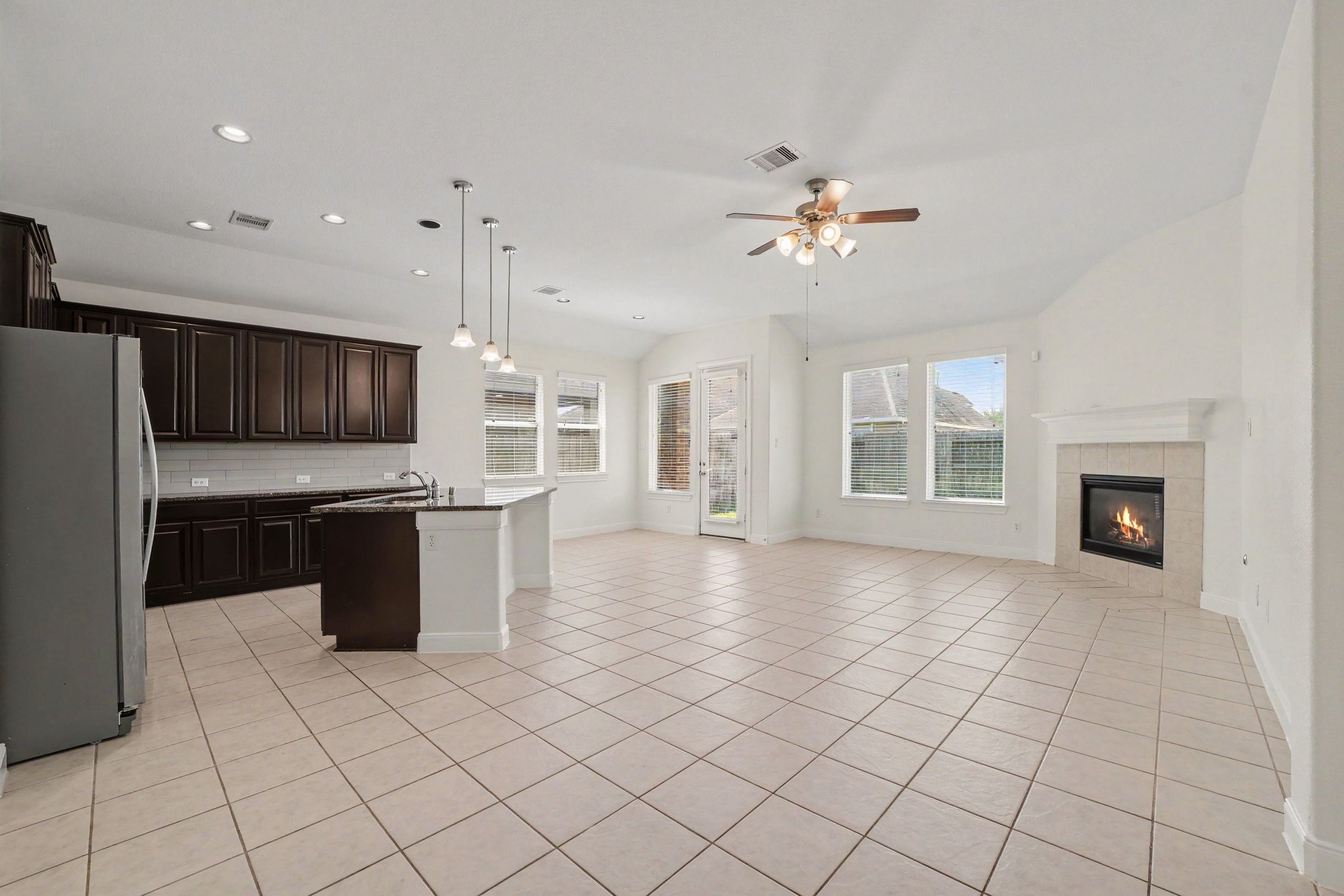 20211 Peralta Cliff Trail Property Photo 12
