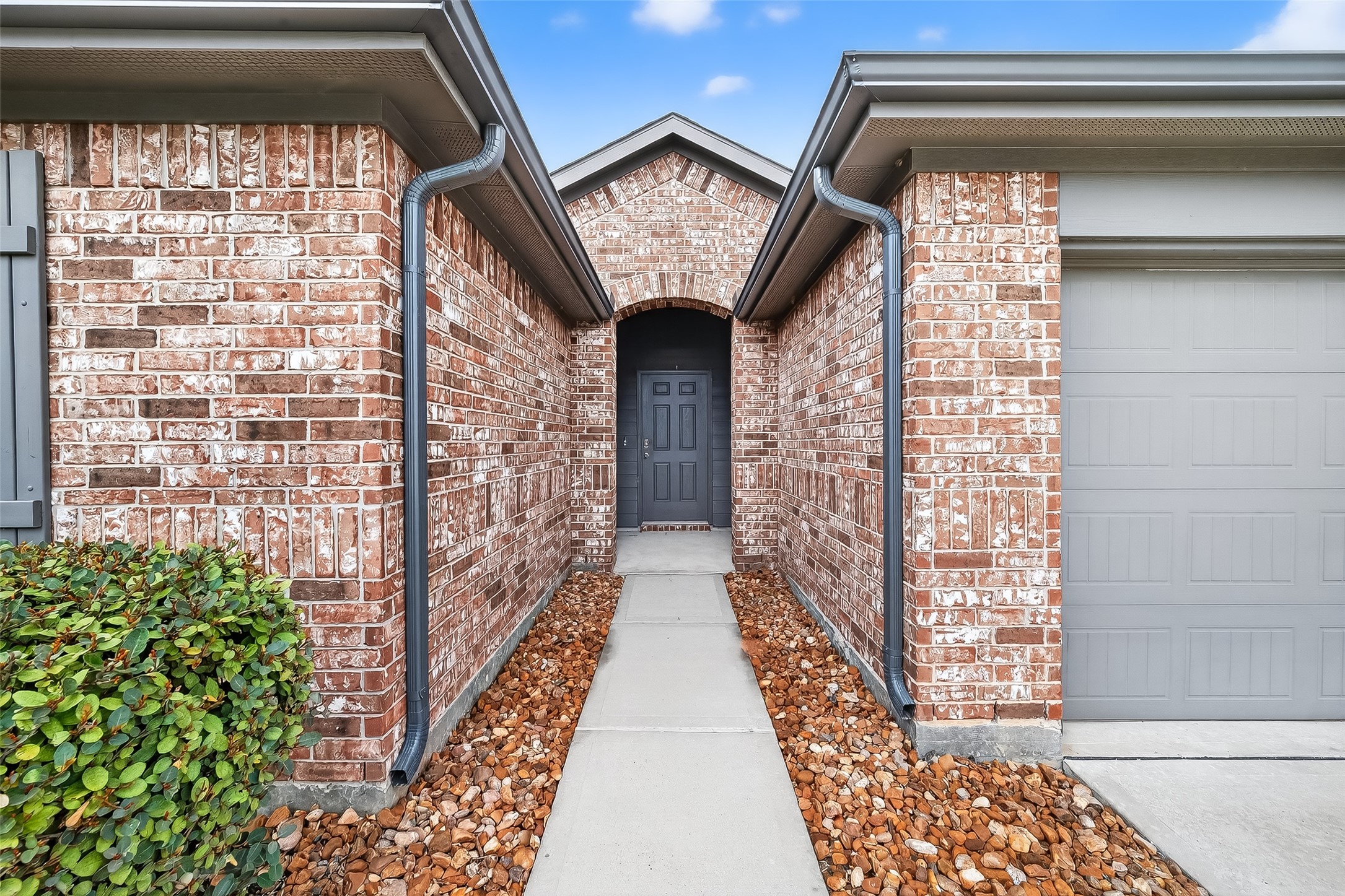 20926 Belmont Village Way Property Photo 6