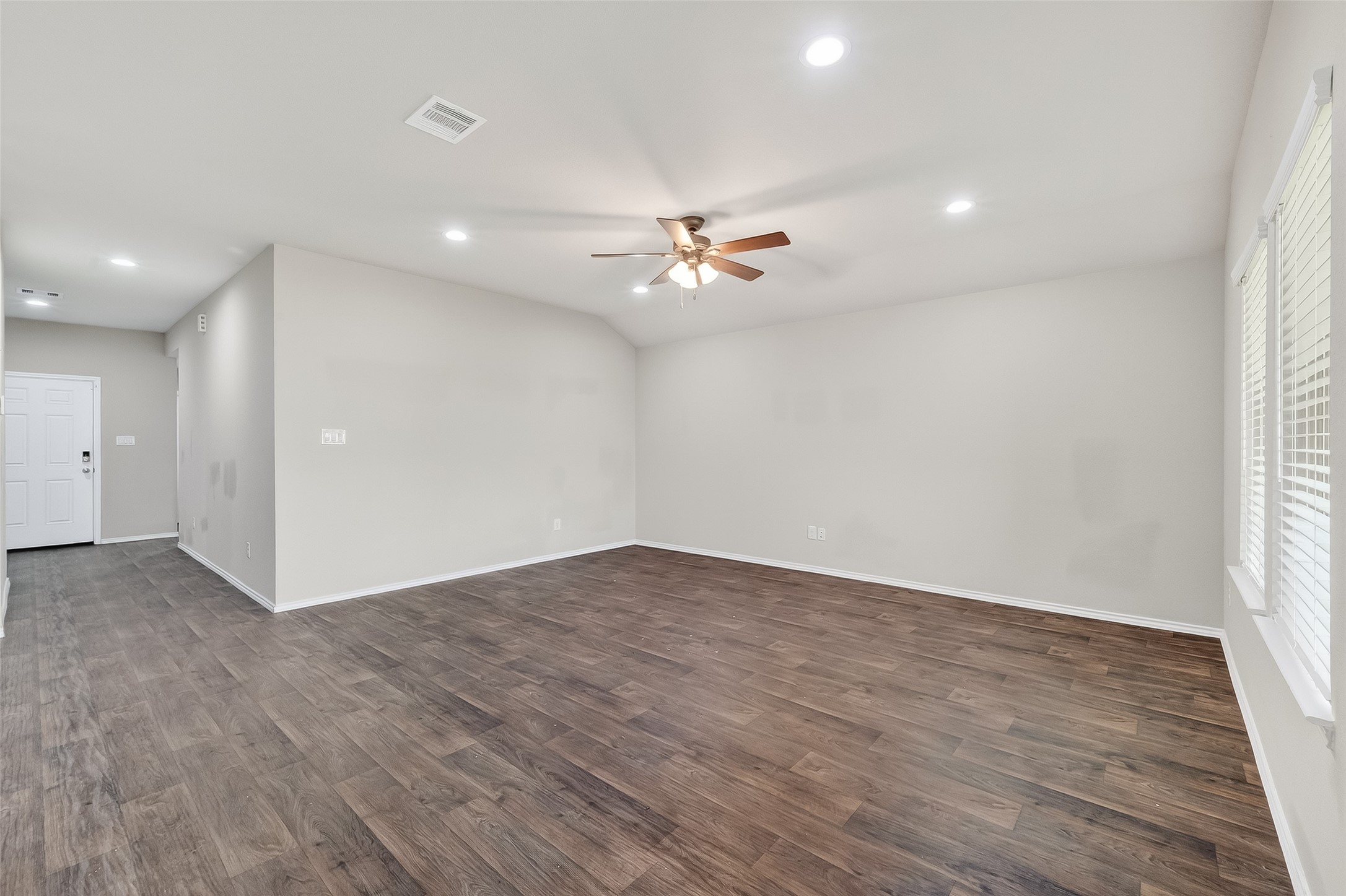 20926 Belmont Village Way Property Photo 33