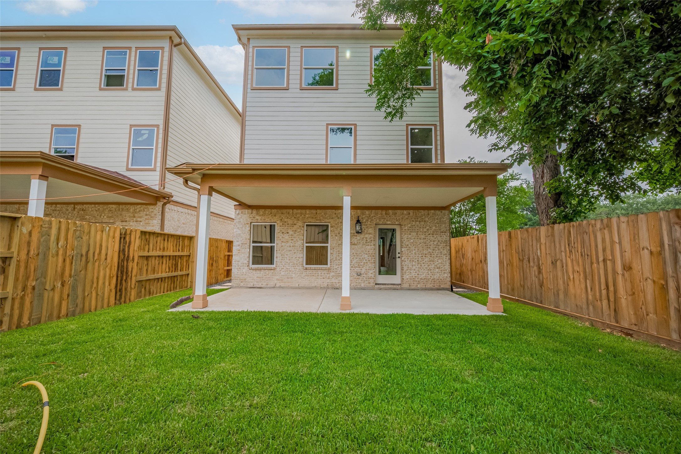 2206 Hoskins Drive Property Photo 11