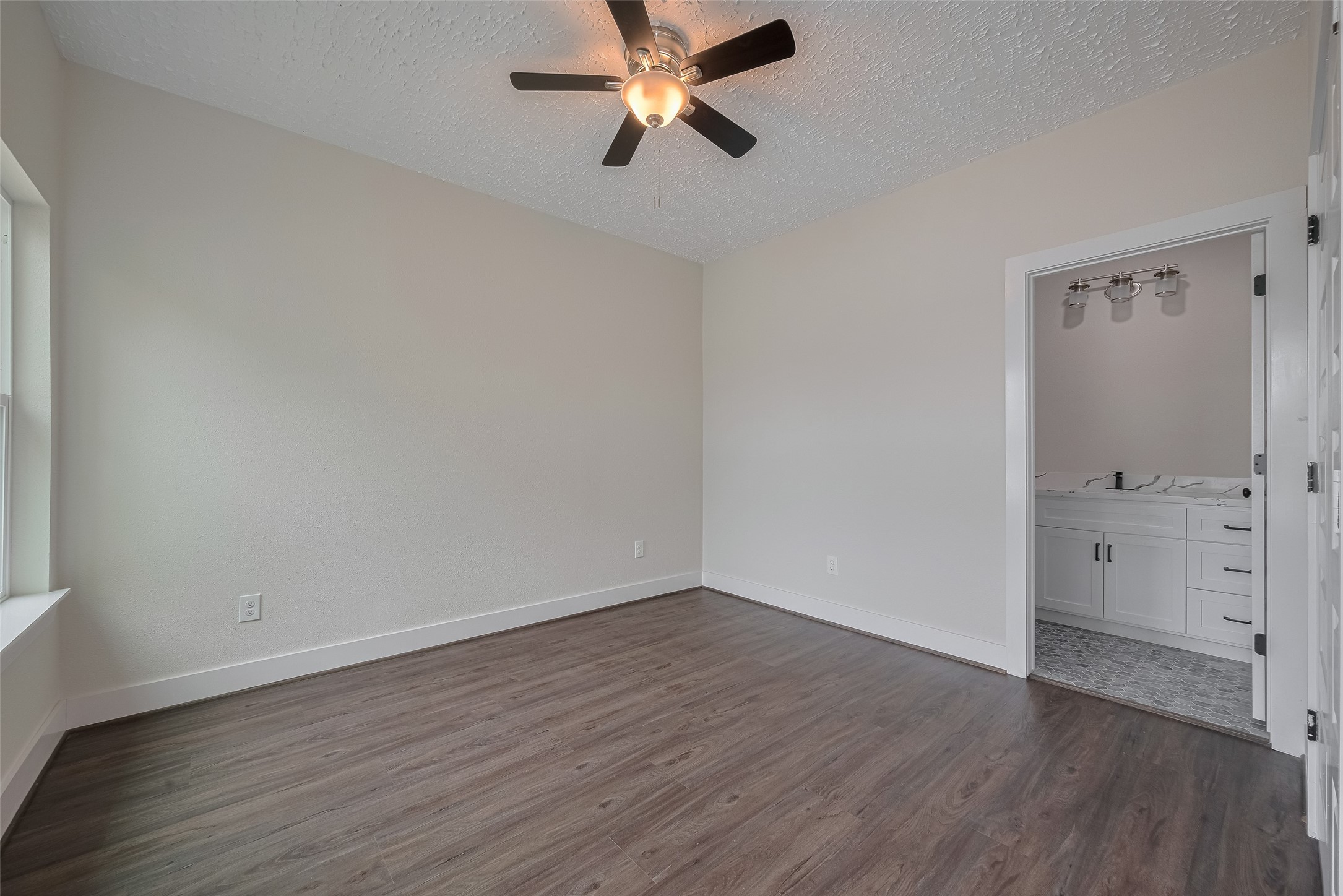 2206 Hoskins Drive Property Photo 30