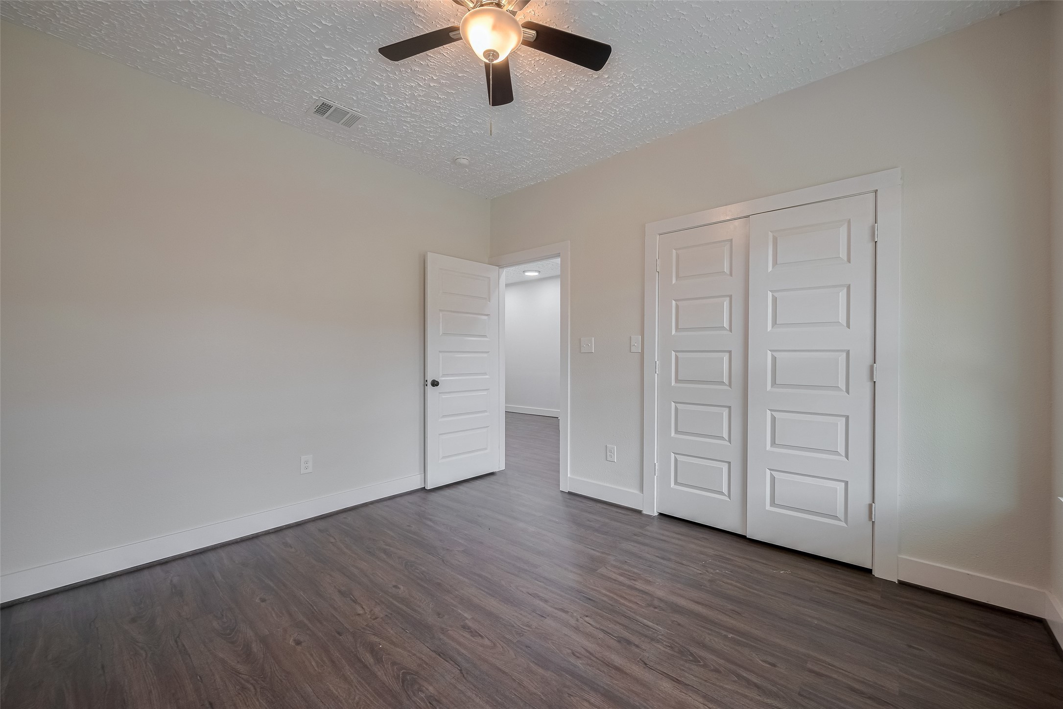 2206 Hoskins Drive Property Photo 31