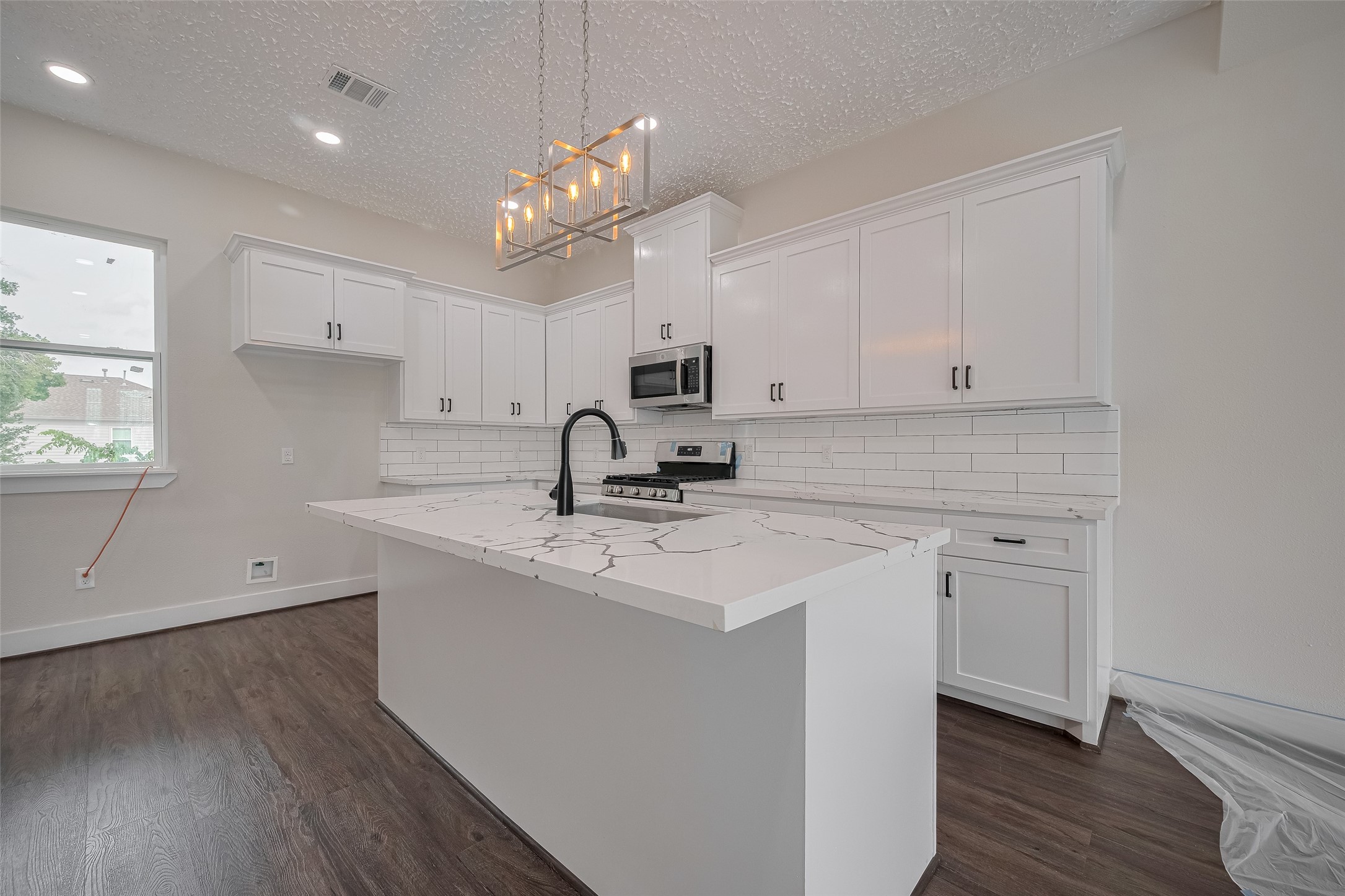 2206 Hoskins Drive Property Photo 39
