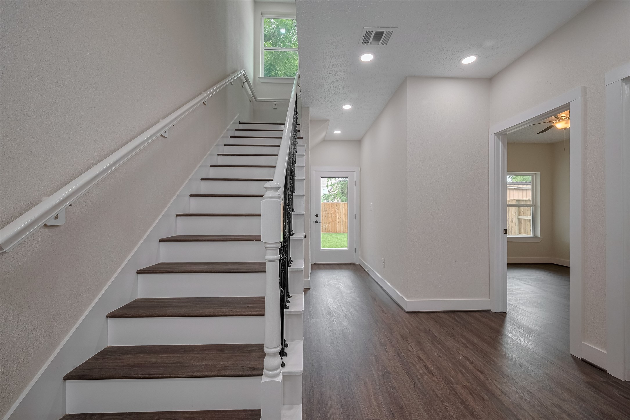 2206 Hoskins Drive Property Photo 43