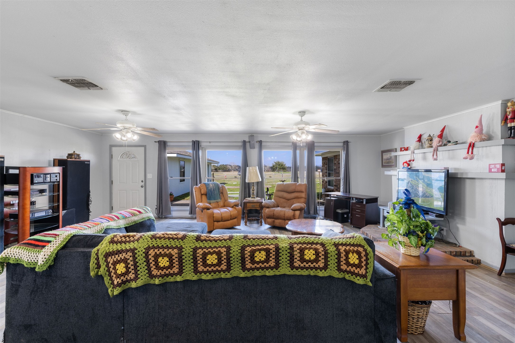 727 Partridge Lane Property Photo 10
