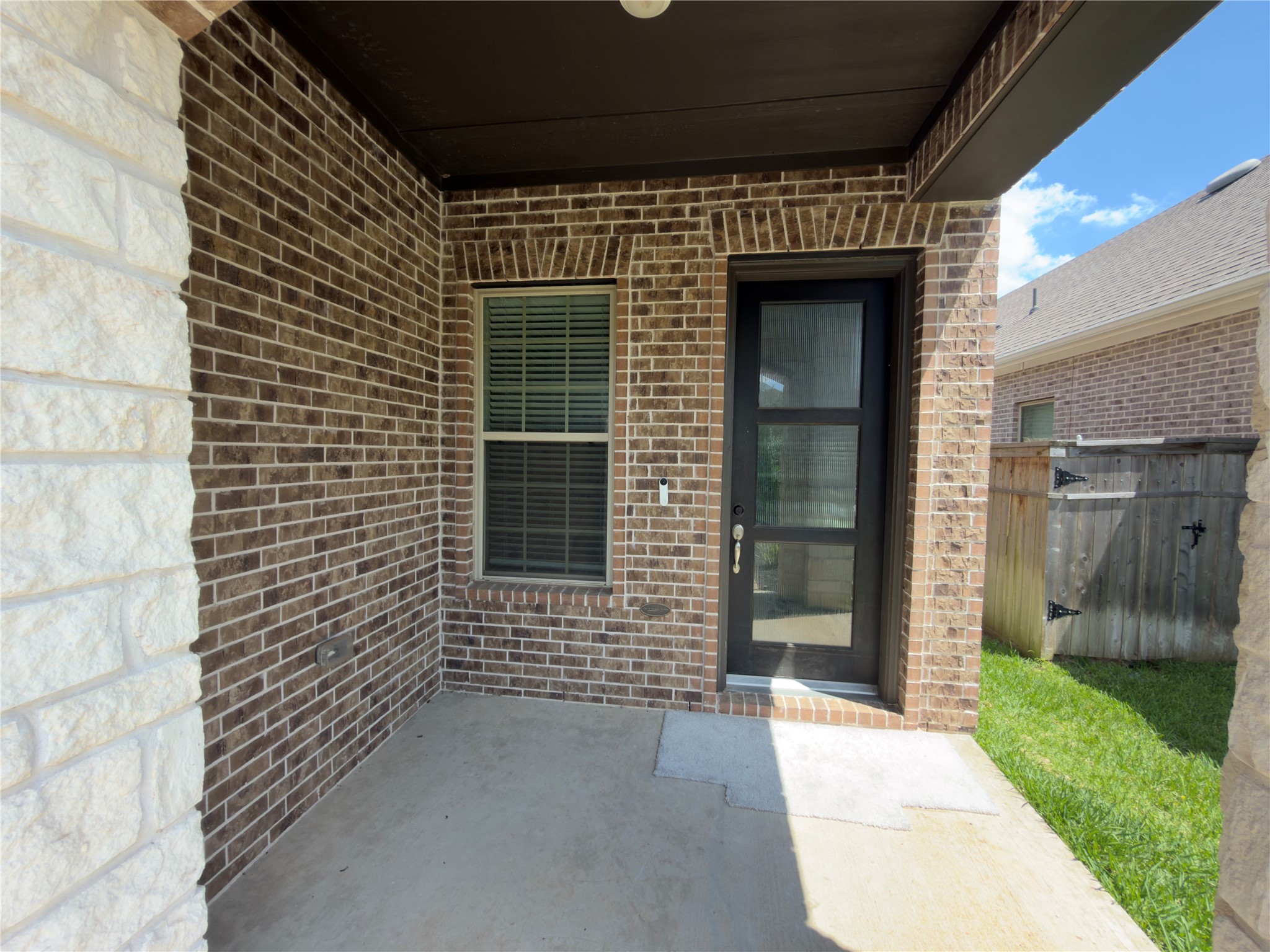 10727 Bridgeport Path Court Property Photo 5