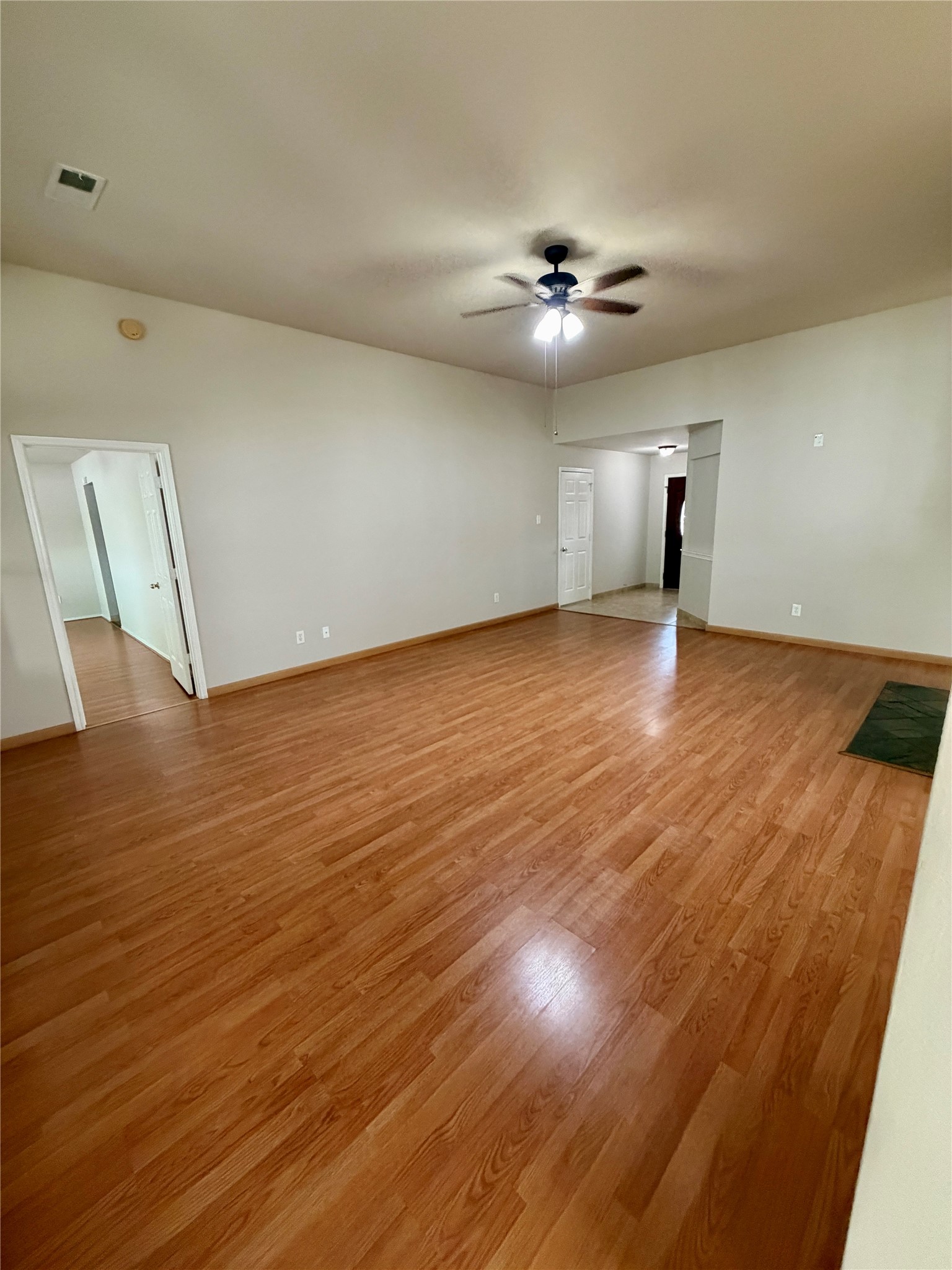 3715 Lindenfield Drive Property Photo 6