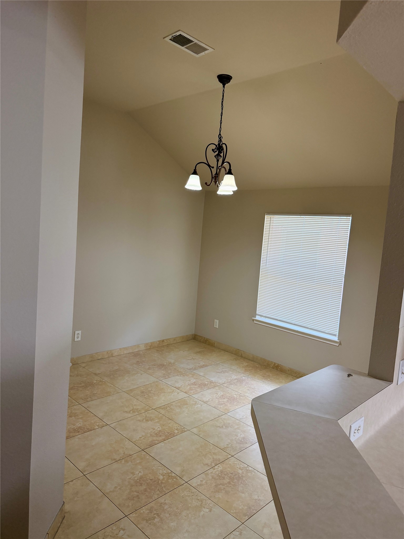 3715 Lindenfield Drive Property Photo 8