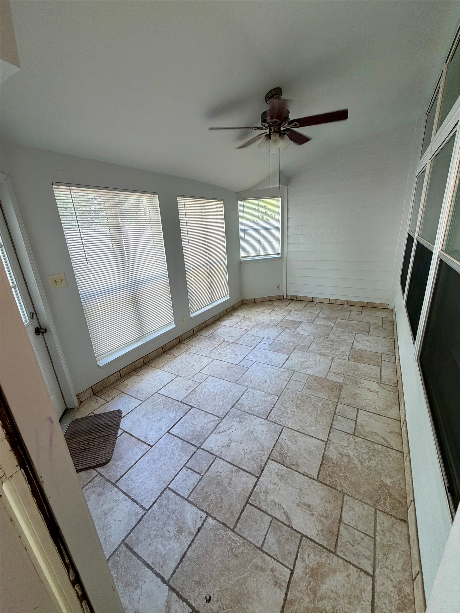 3715 Lindenfield Drive Property Photo 38