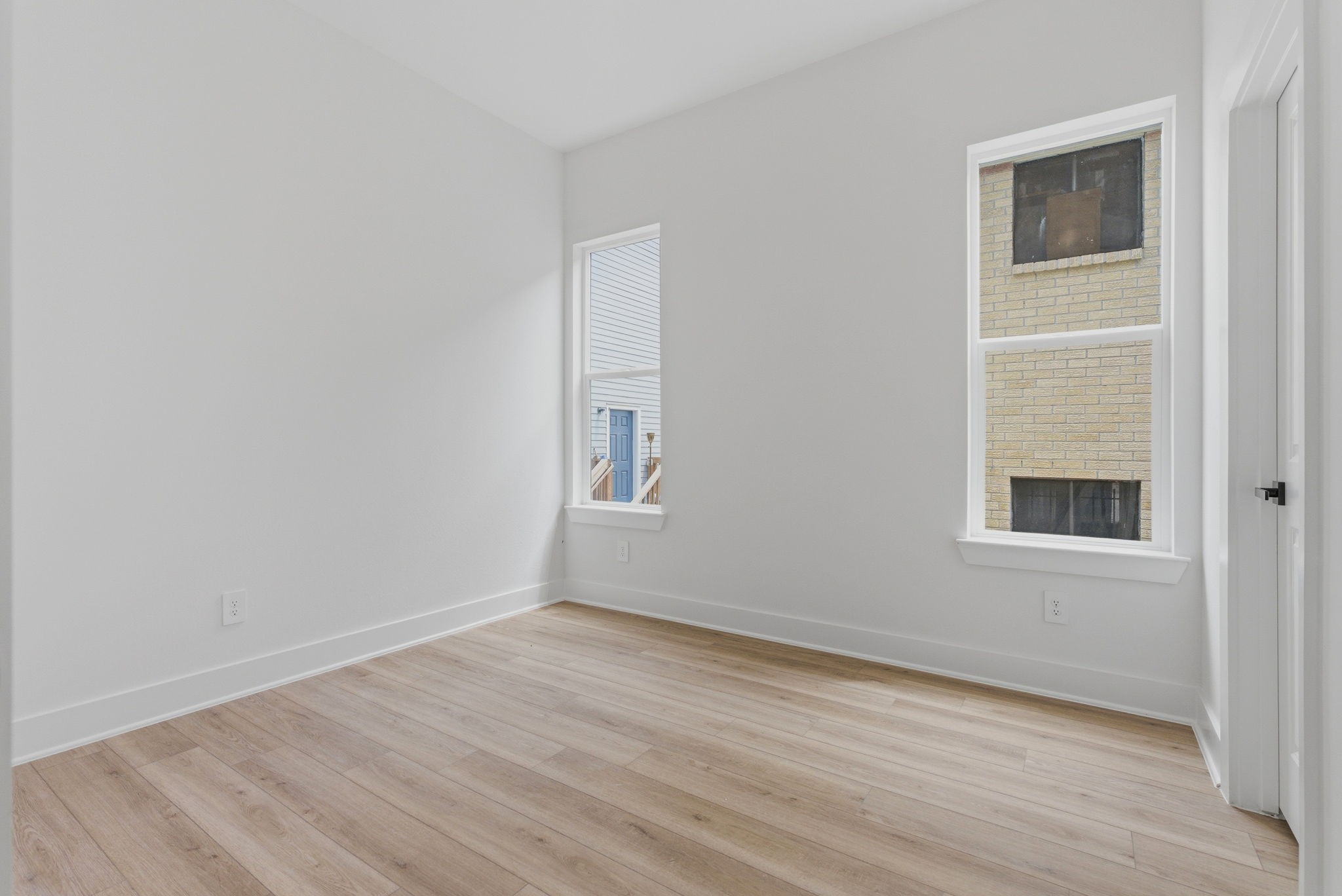 2915 Crane Street B Property Photo 10