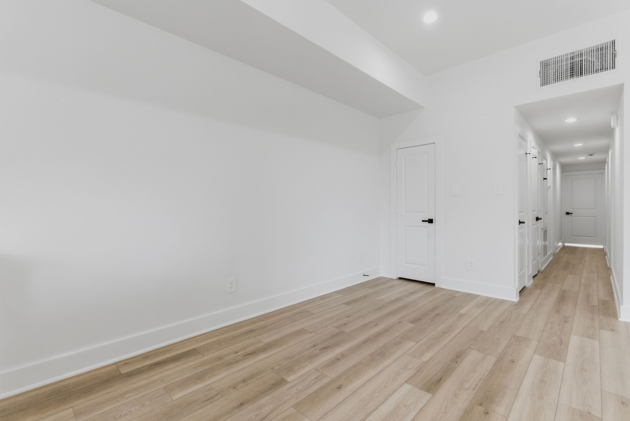 2915 Crane Street B Property Photo 12