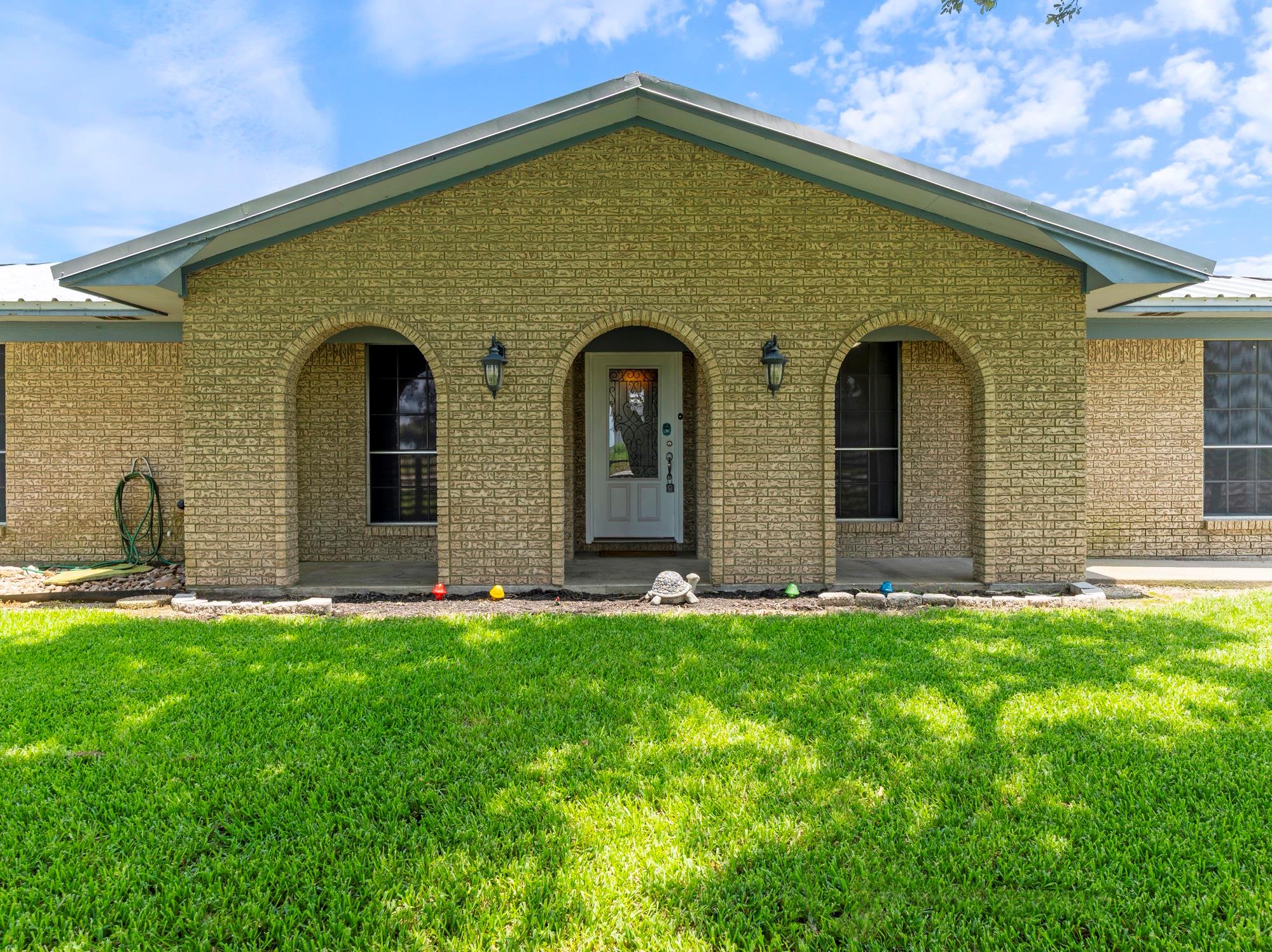 1201 Fm 1862, Blessing Tx 77419 Property Photo 2