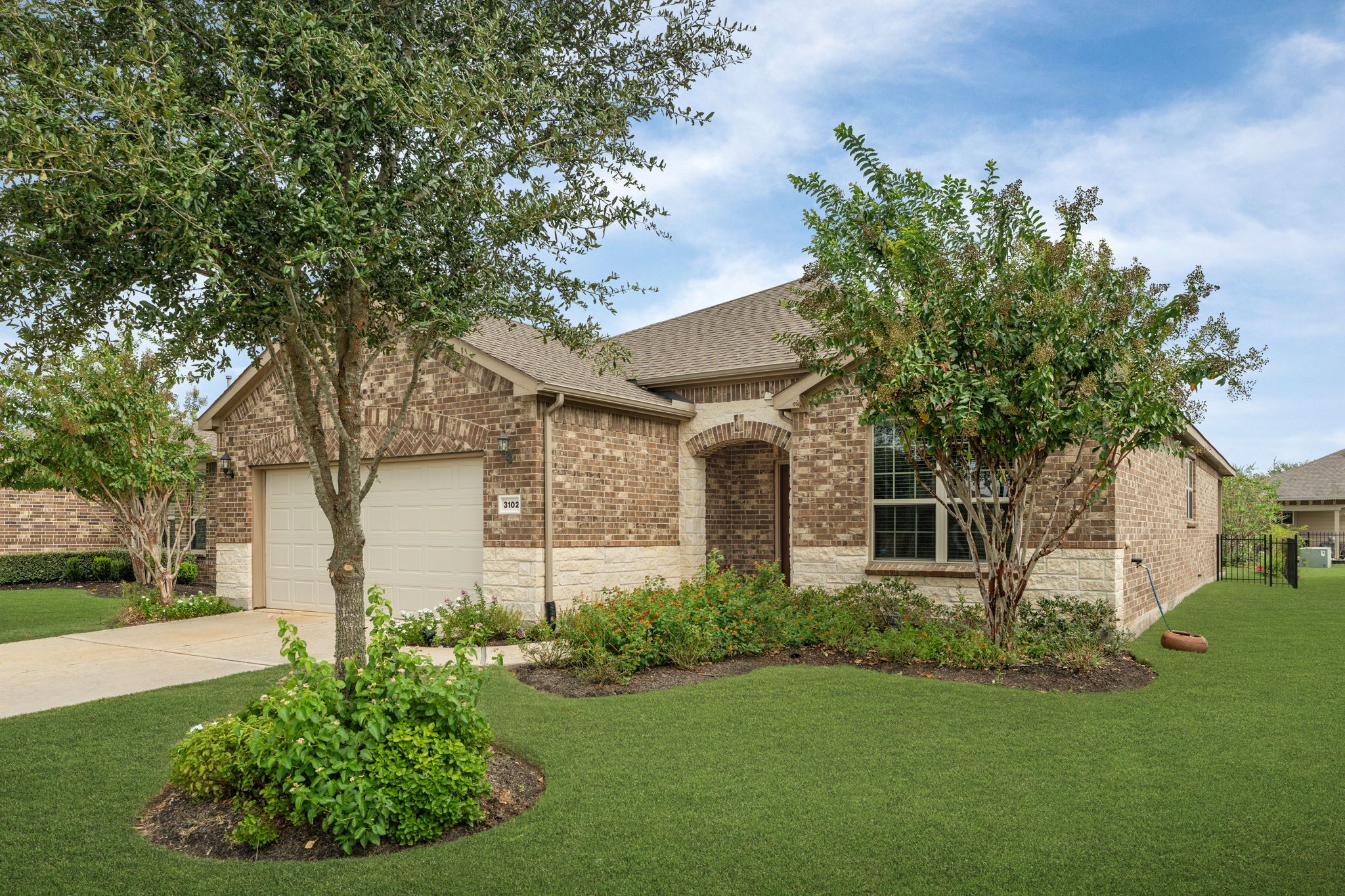 3102 Capote Peak Way Property Photo 2