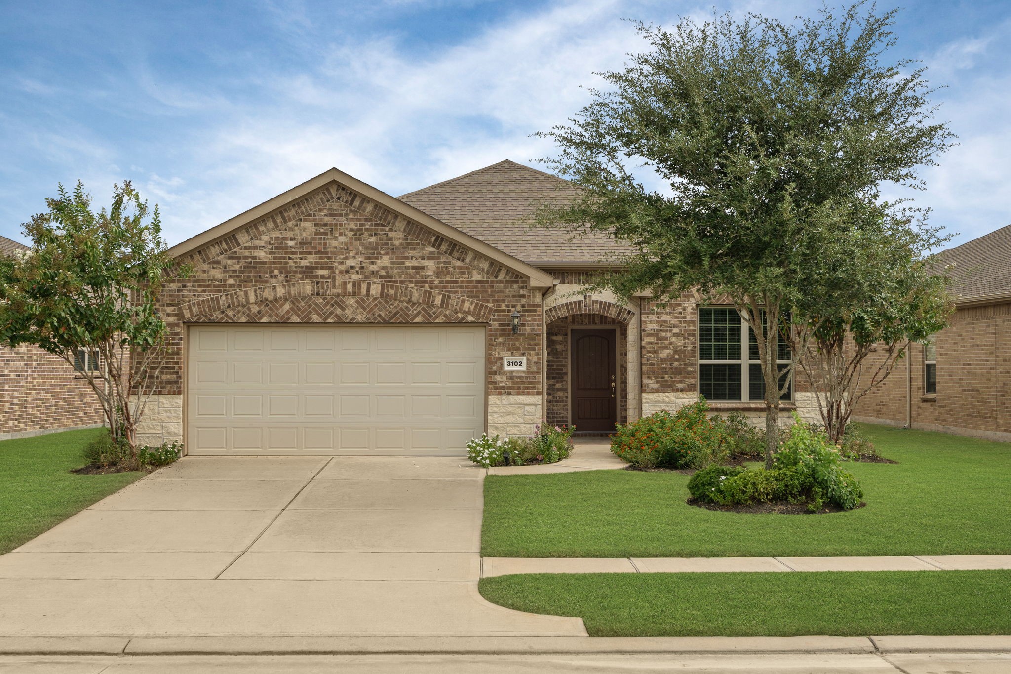 3102 Capote Peak Way Property Photo 2