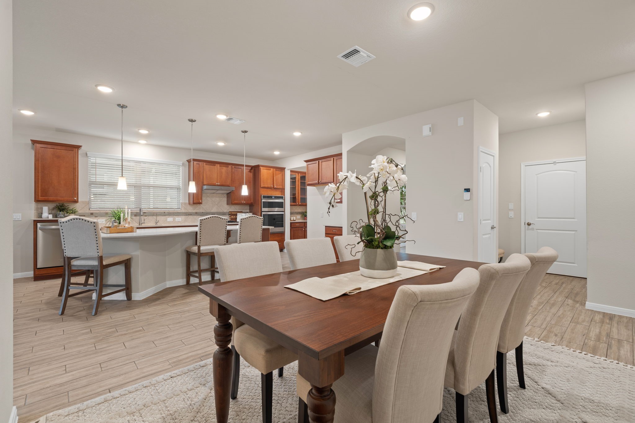 3102 Capote Peak Way Property Photo 13