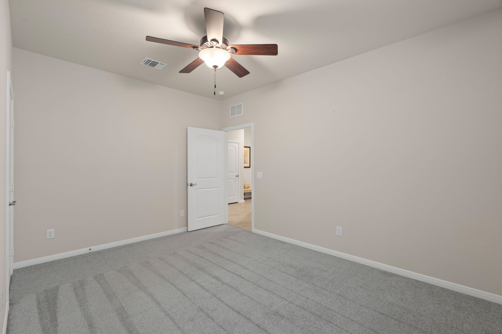 3102 Capote Peak Way Property Photo 28