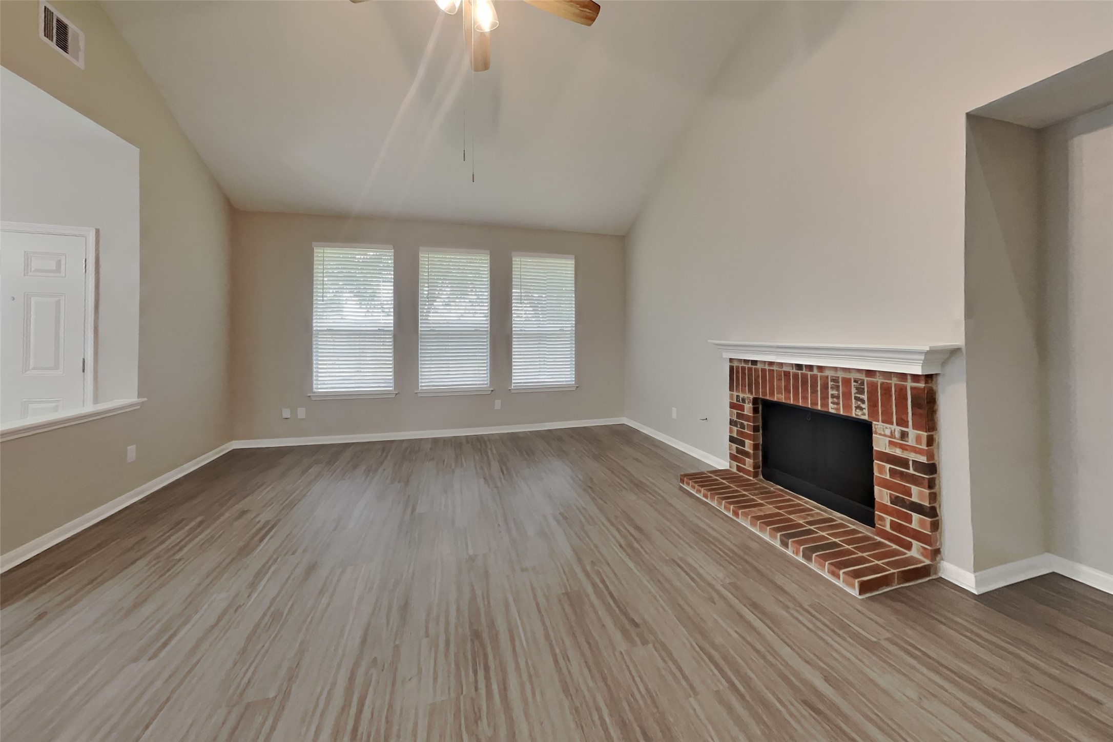 20407 Westfield Estates Drive Property Photo 2