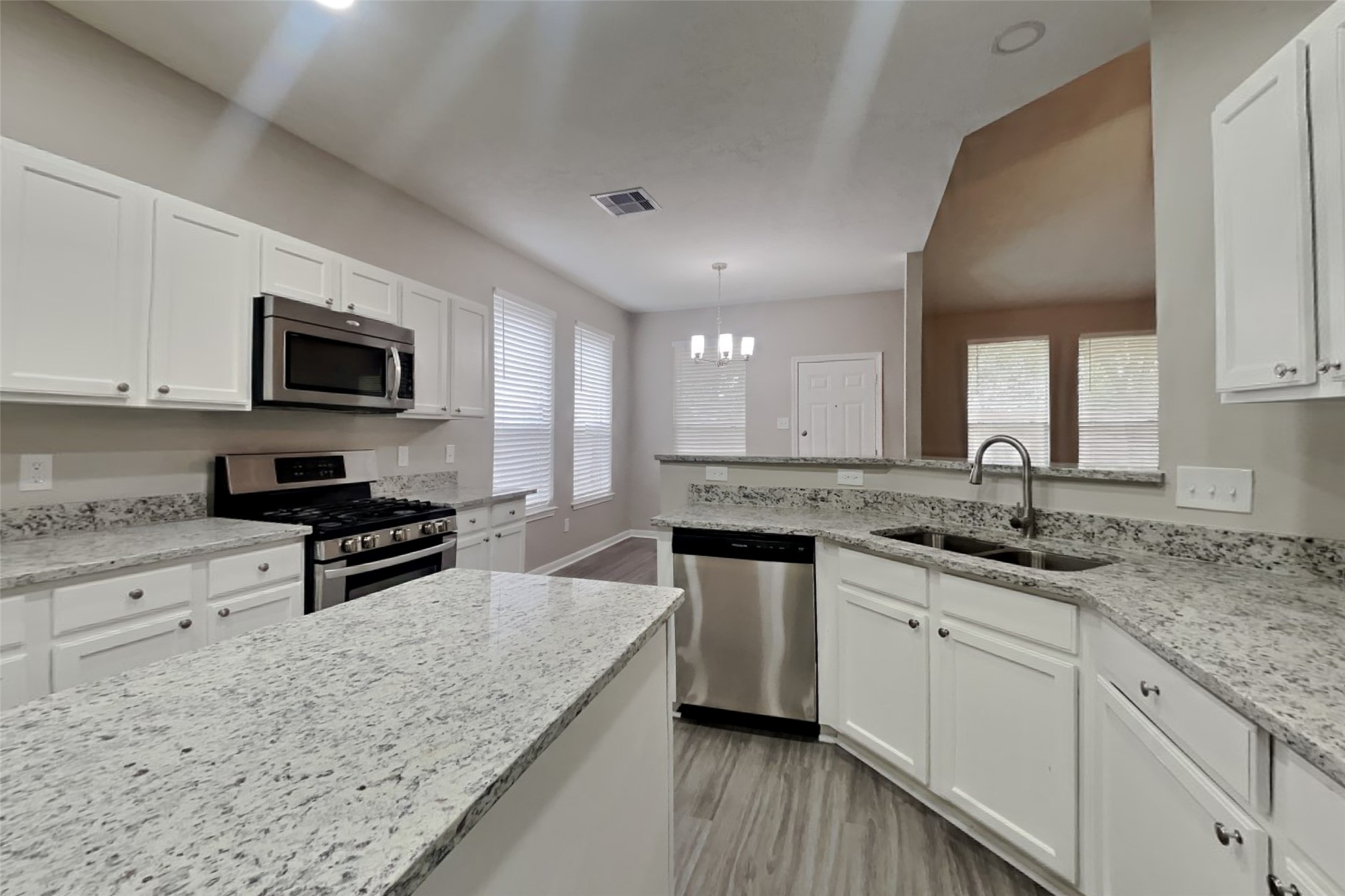 20407 Westfield Estates Drive Property Photo 5