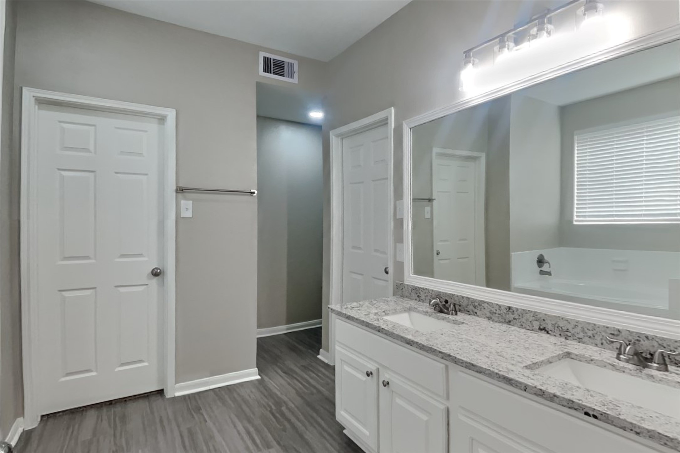 20407 Westfield Estates Drive Property Photo 10