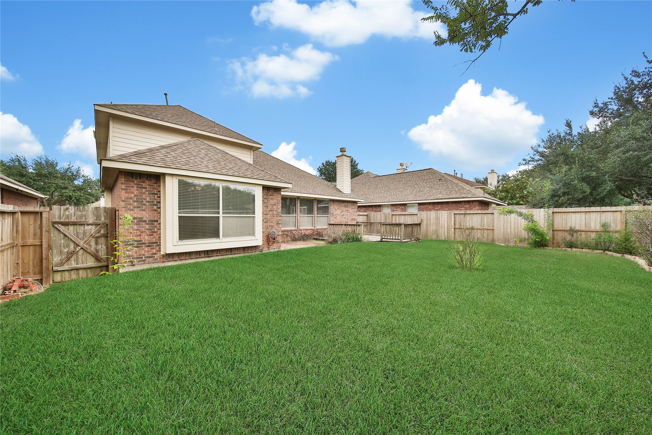 20790 Kenswick Park Drive Property Photo 3