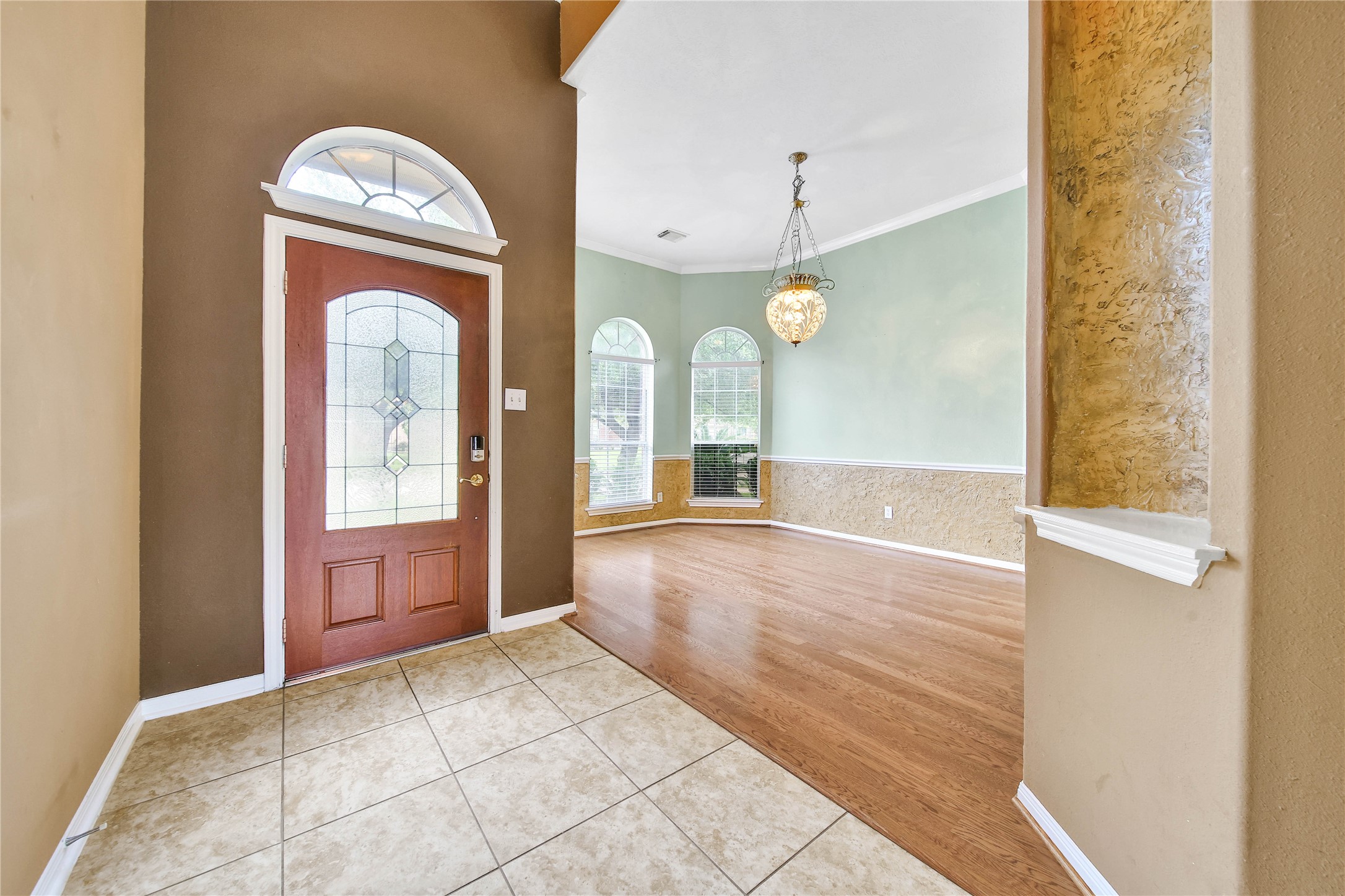 20790 Kenswick Park Drive Property Photo 4