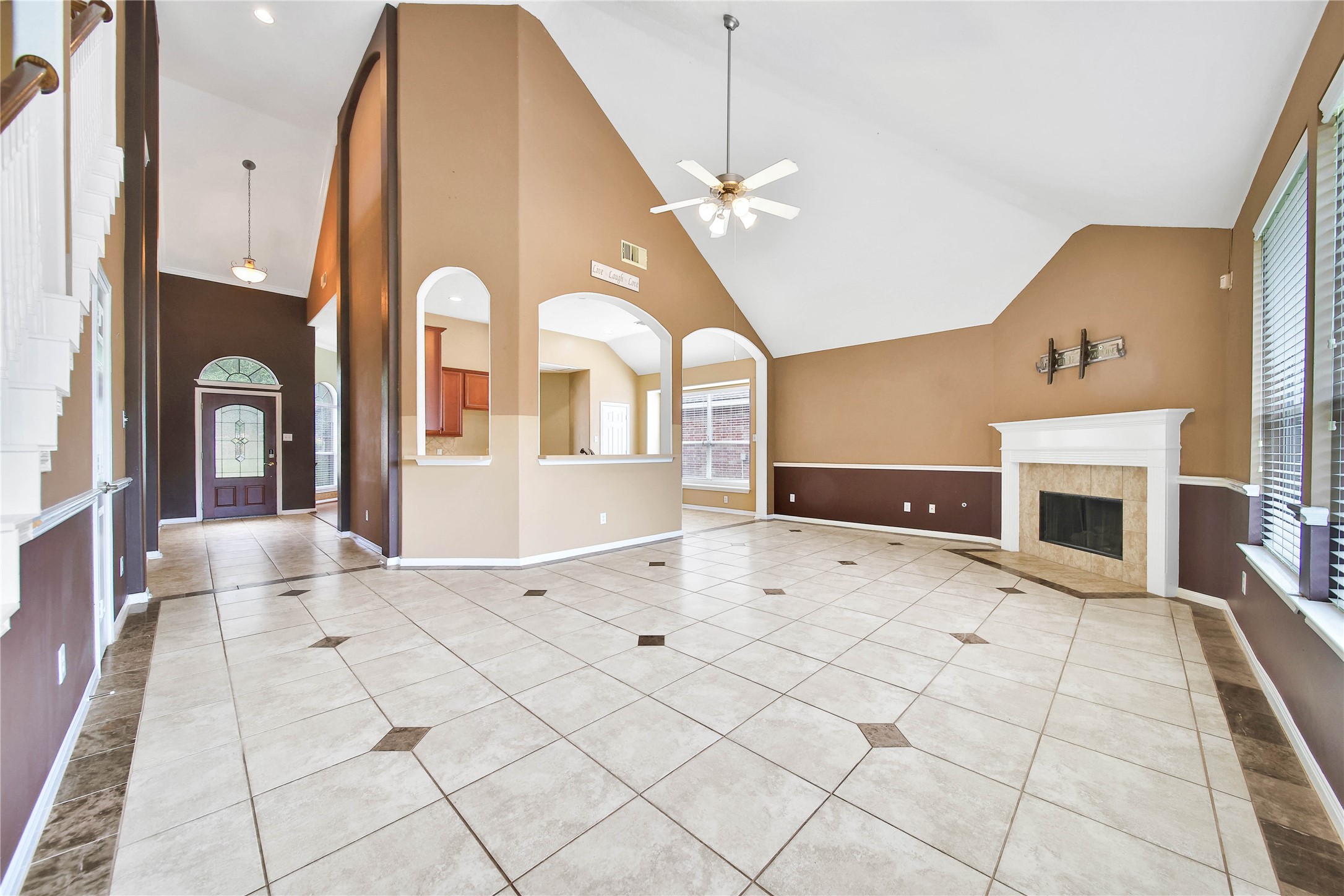20790 Kenswick Park Drive Property Photo 7